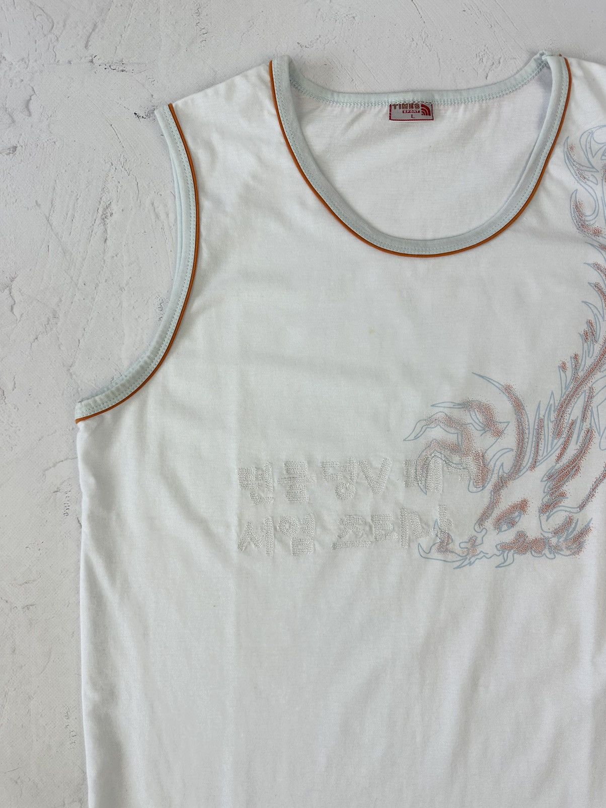 Vintage Y2K Vintage Dragon Print White Top Size US L / EU 52-54 / 3 - 3 Thumbnail