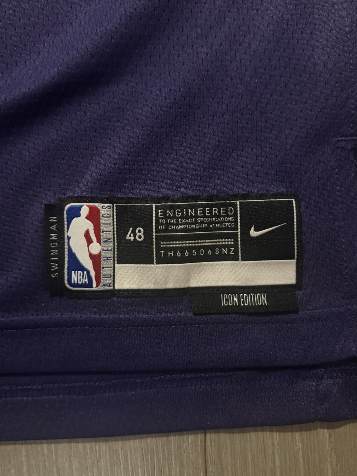 Nike Phoenix Suns tank top Devin Booker Size US L / EU 52-54 / 3 - 4 Thumbnail