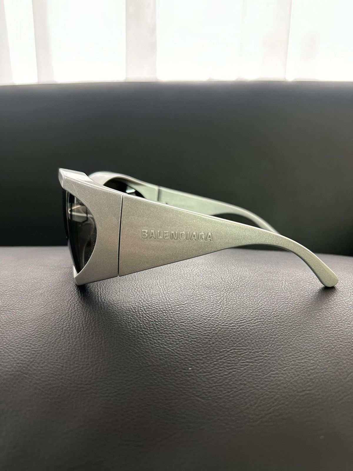 Balenciaga Balenciaga Cat Eye Mirrored Sunglasses Size ONE SIZE - 4 Thumbnail