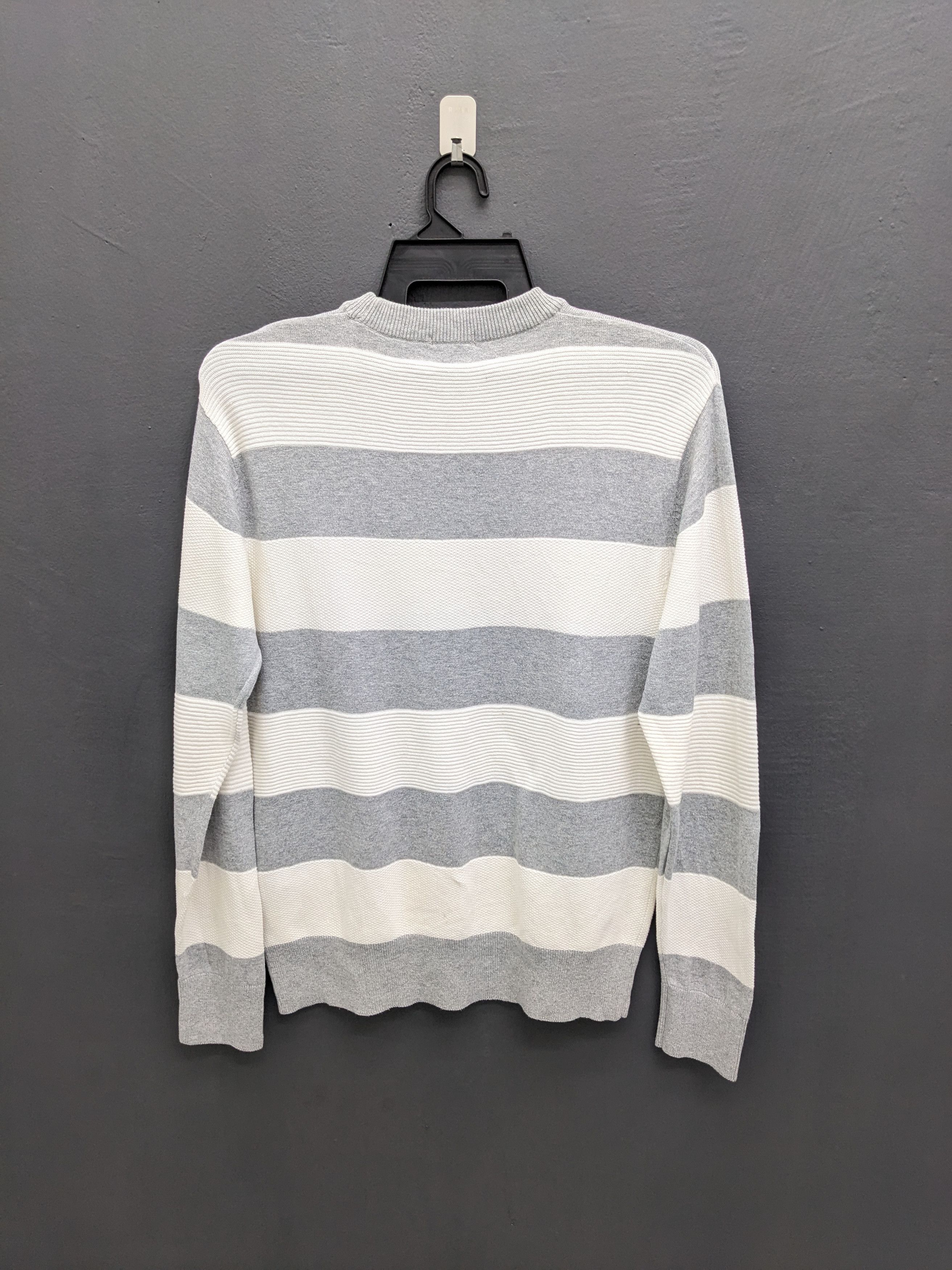 GU Japanese Brand GU Horizontal Striped Crewneck Size US L / EU 52-54 / 3 - 5 Thumbnail