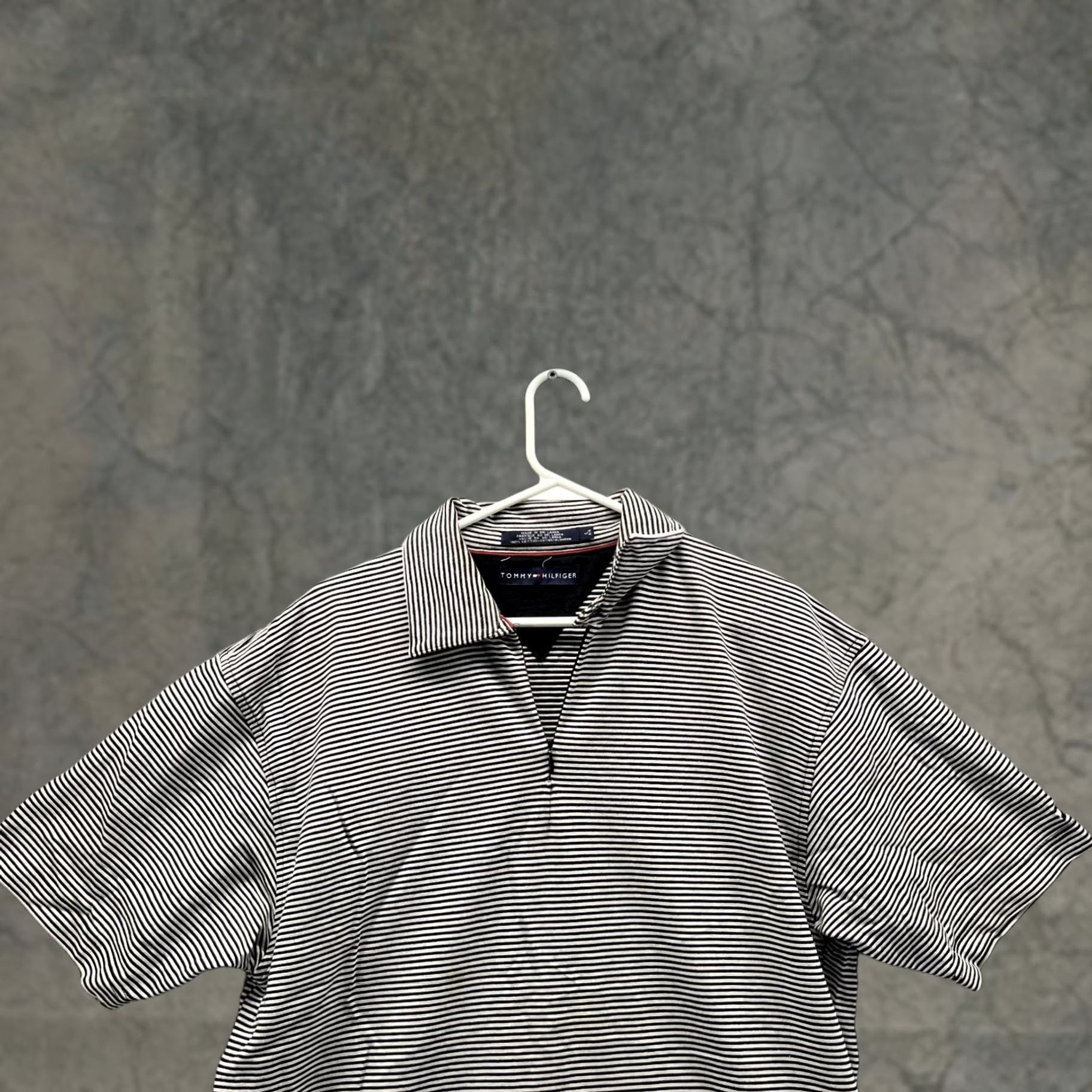 Tommy Hilfiger Tommy Hilfiger Polo Shirt Men L Blue White Striped 1/4 Zip Casual Cotton Shirt Size US L / EU 52-54 / 3 - 1 Thumbnail