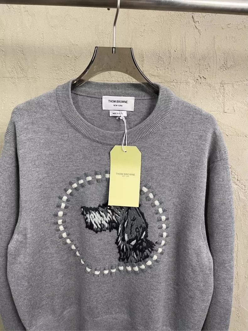Thom Browne Thom Browne size4 Gray embroidered puppy wool round neck sw Size US XL / EU 56 / 4 - 3 Thumbnail
