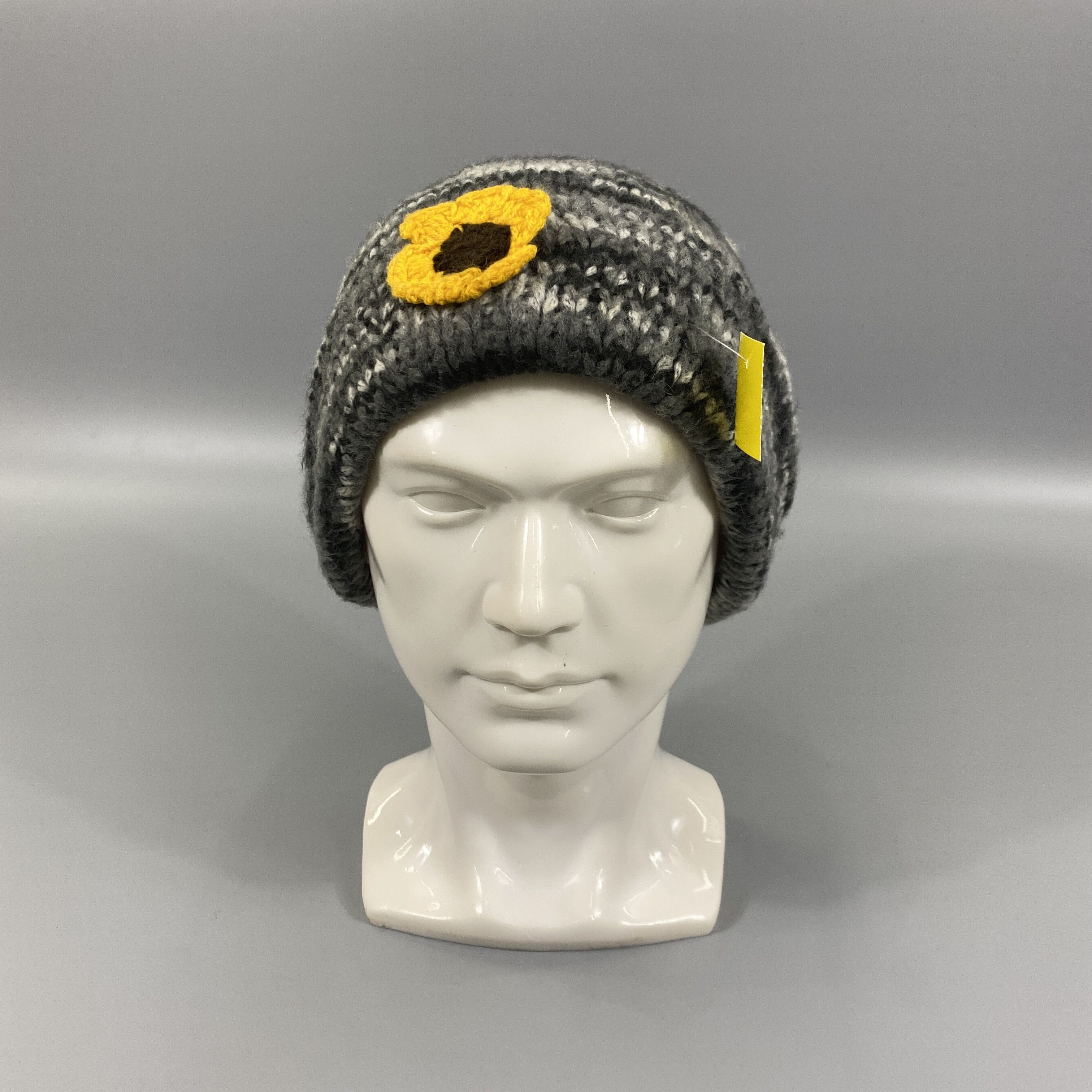 Japanese Brand Flower Knitted Beanie -BN796 Size ONE SIZE - 1 Thumbnail