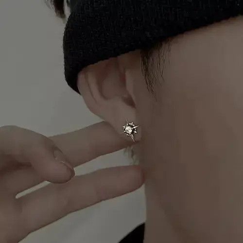 Diamond Earrings x Jewelry Crystal Stone Earrings Gothic Punk Chrome Jewelry Star Spike in Silver