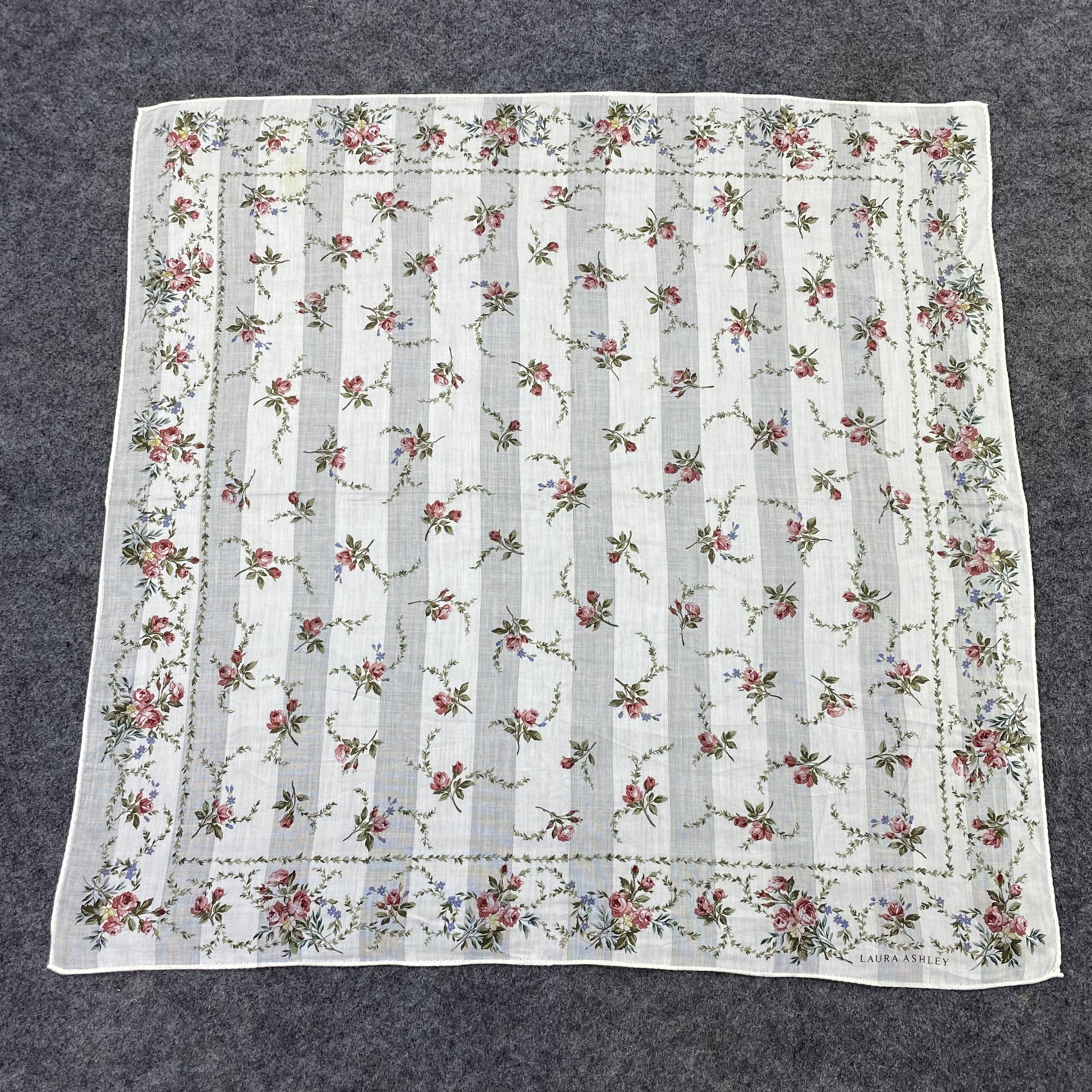 Laura Ashley Laura Ashley Handkerchief Neckerchief Bandana-B1582 Size ONE SIZE - 3 Thumbnail