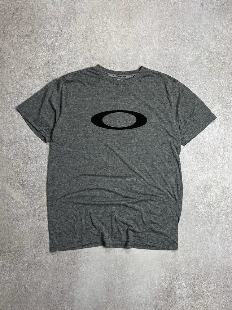 Other VINTAGE OAKLEY BIG LOGO ARCHIVAL T-SHIRT Y2K L Size US L / EU 52-54 / 3 - 1 Thumbnail