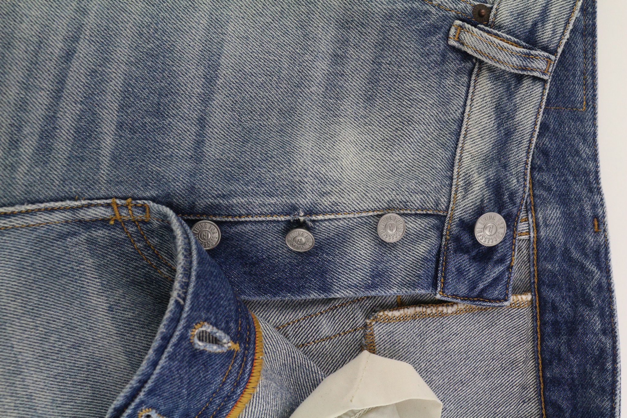 Diesel D-REKIV-Z 09C90 W32/L34 Distress Washed Denim 40391 Size US 32 / EU 48 - 13 Thumbnail