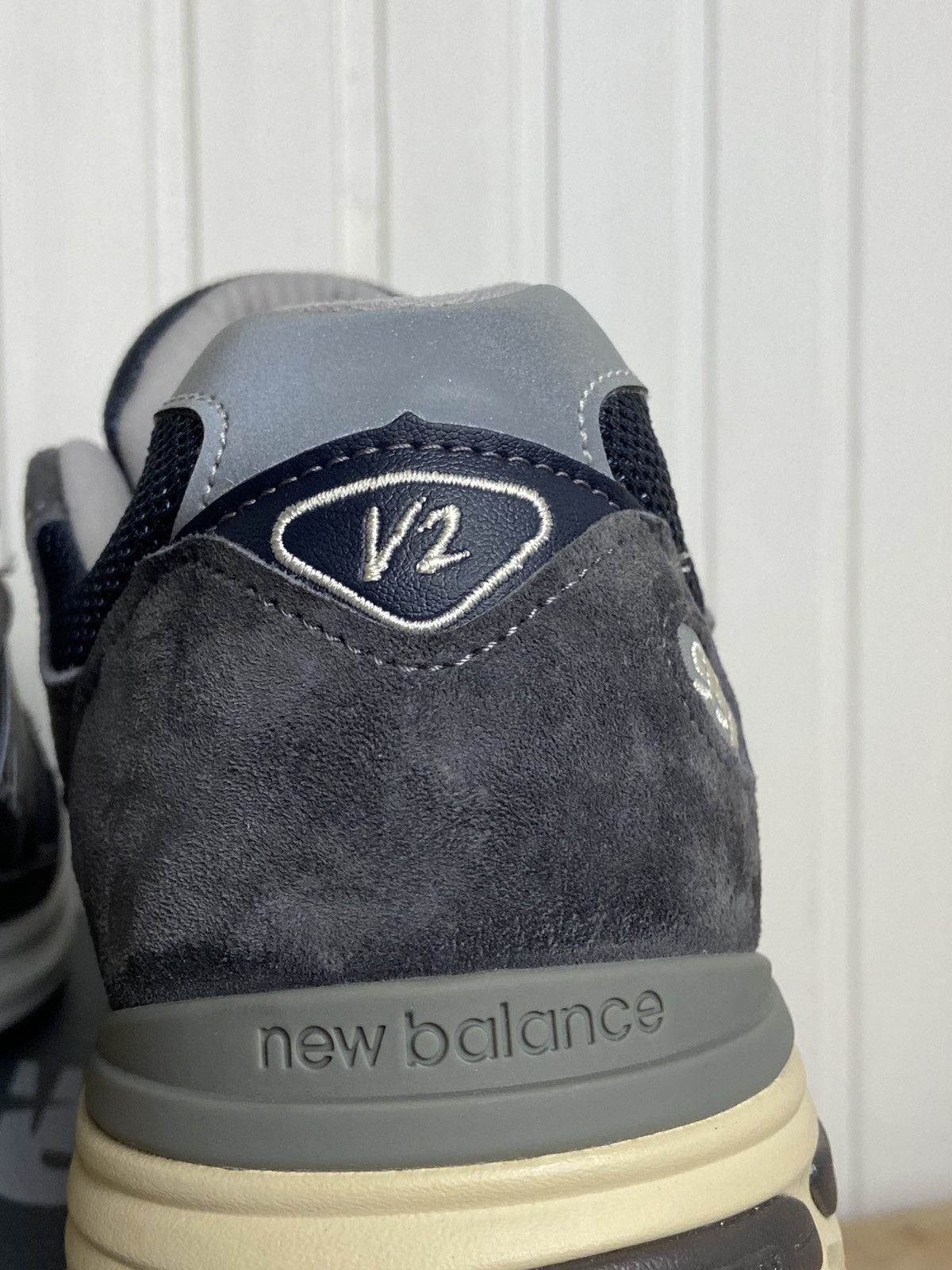 New Balance Used New Balance 991v2 "MiUK Dark Gull Grey" Rare 11,5US Size US 11.5 / EU 44-45 - 7 Thumbnail