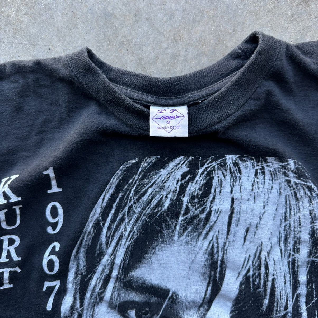 Vintage Vintage 1994 Kurt Cobain Nirvana Memorial Euro Tee 23x27 Size US L / EU 52-54 / 3 - 5 Thumbnail