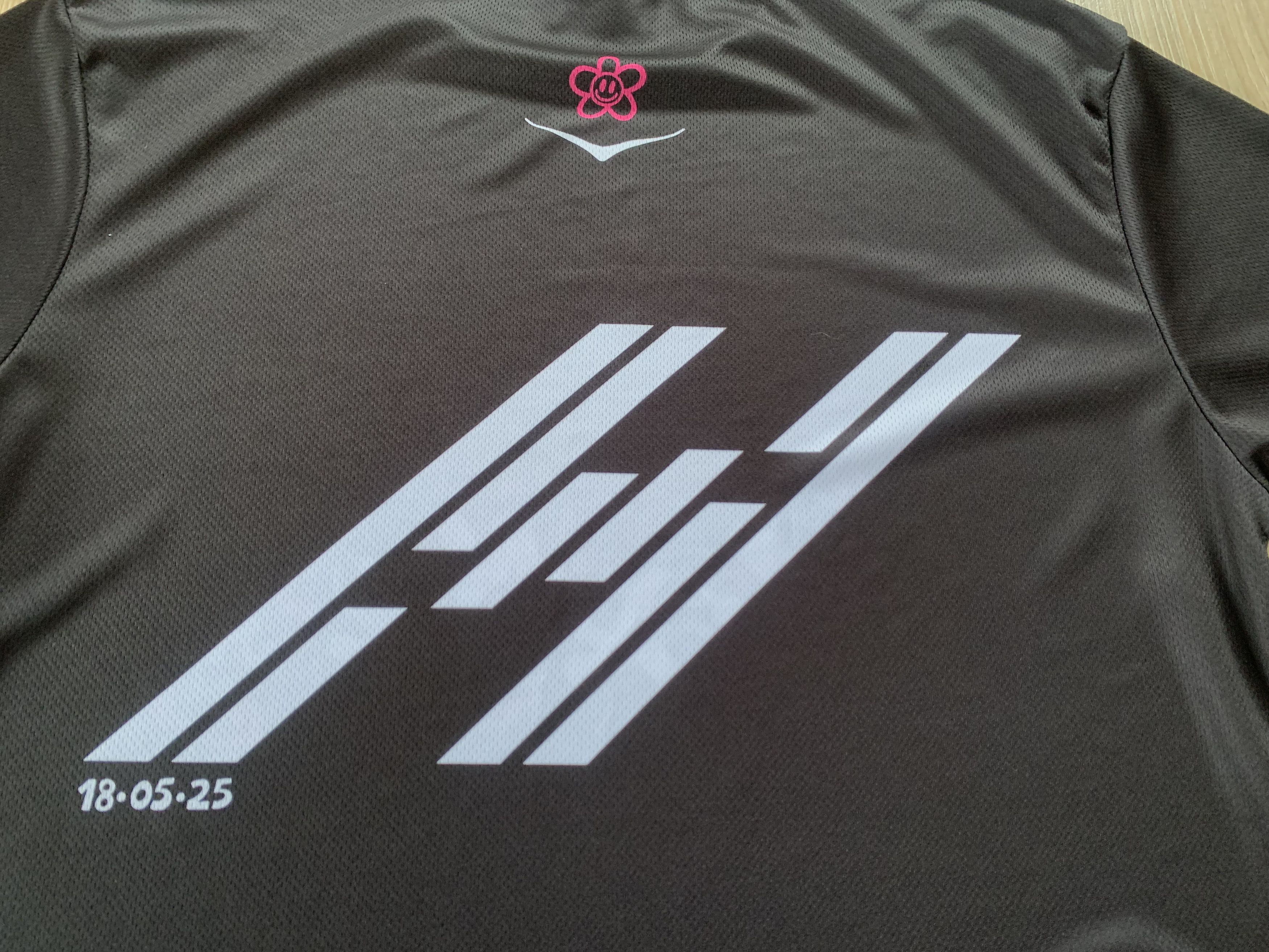 Hoka Womens Hoka Running T Shirt Size M / US 6-8 / IT 42-44 - 6 Thumbnail