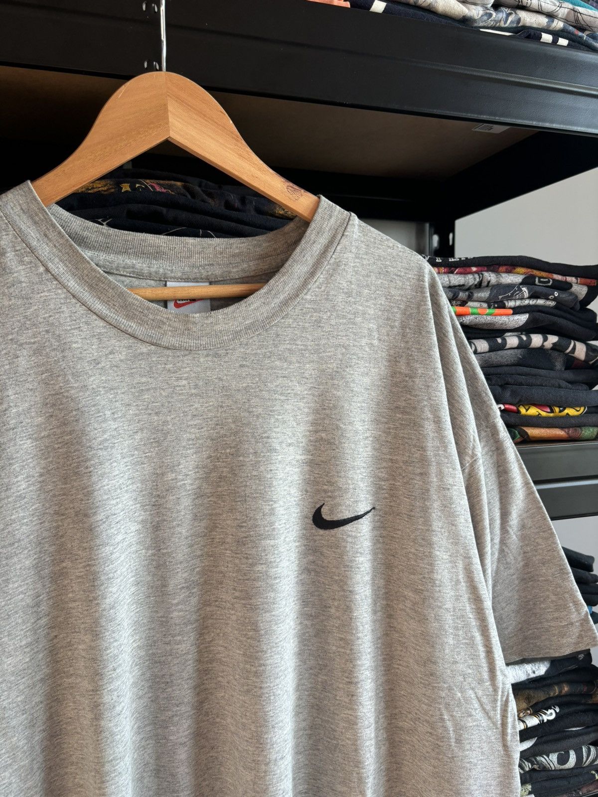 Nike × Vintage Rare Vintage T-Shirt Nike Centr Logo Small Swoosh Y2K Drill Size US XXL / EU 58 / 5 - 2 Thumbnail