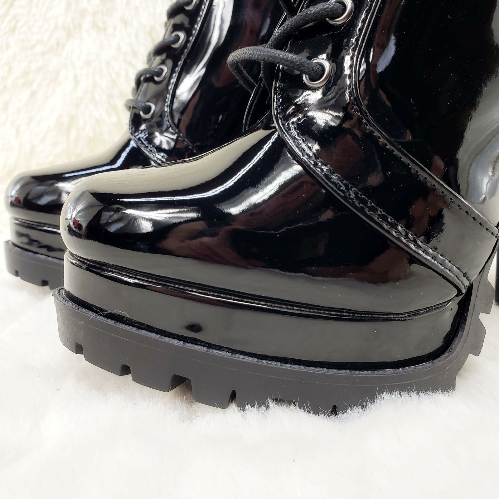 Other Wild Diva Vivian Black Patent Chunky Heel Platform Ankle Boo Size US 8 / IT 38 - 8 Thumbnail