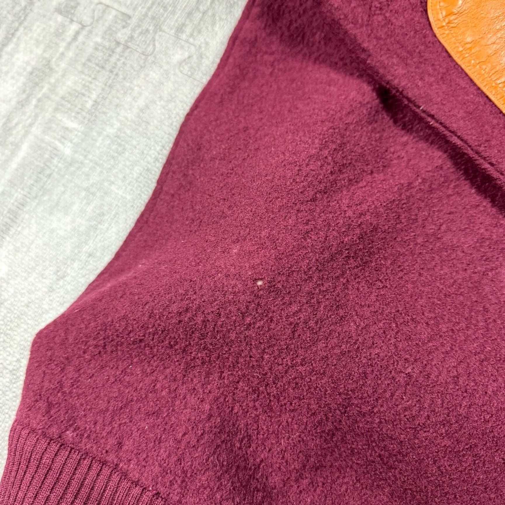 Orvis VINTAGE Orvis Merino Wool Sweater Men's Size M Long Sleeve Knit Pullover Casual Fall Winter Red Size US M / EU 48-50 / 2 - 4 Thumbnail