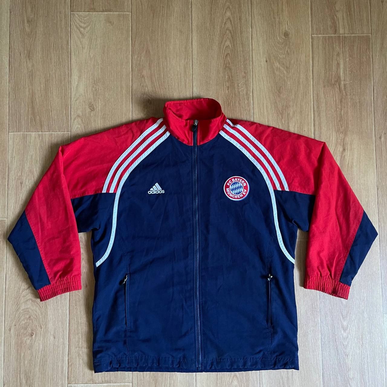 Adidas × Soccer Jersey × Vintage Vintage Adidas Bayern