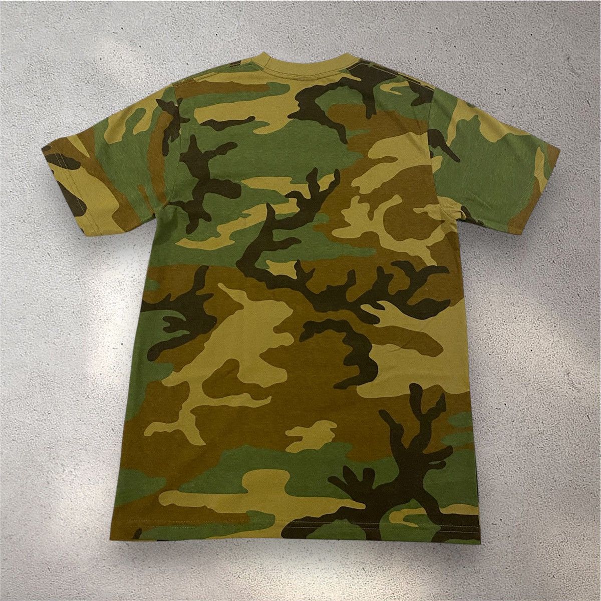 Supreme Supreme T shirt Camoflauge Size US S / EU 44-46 / 1 - 2 Thumbnail