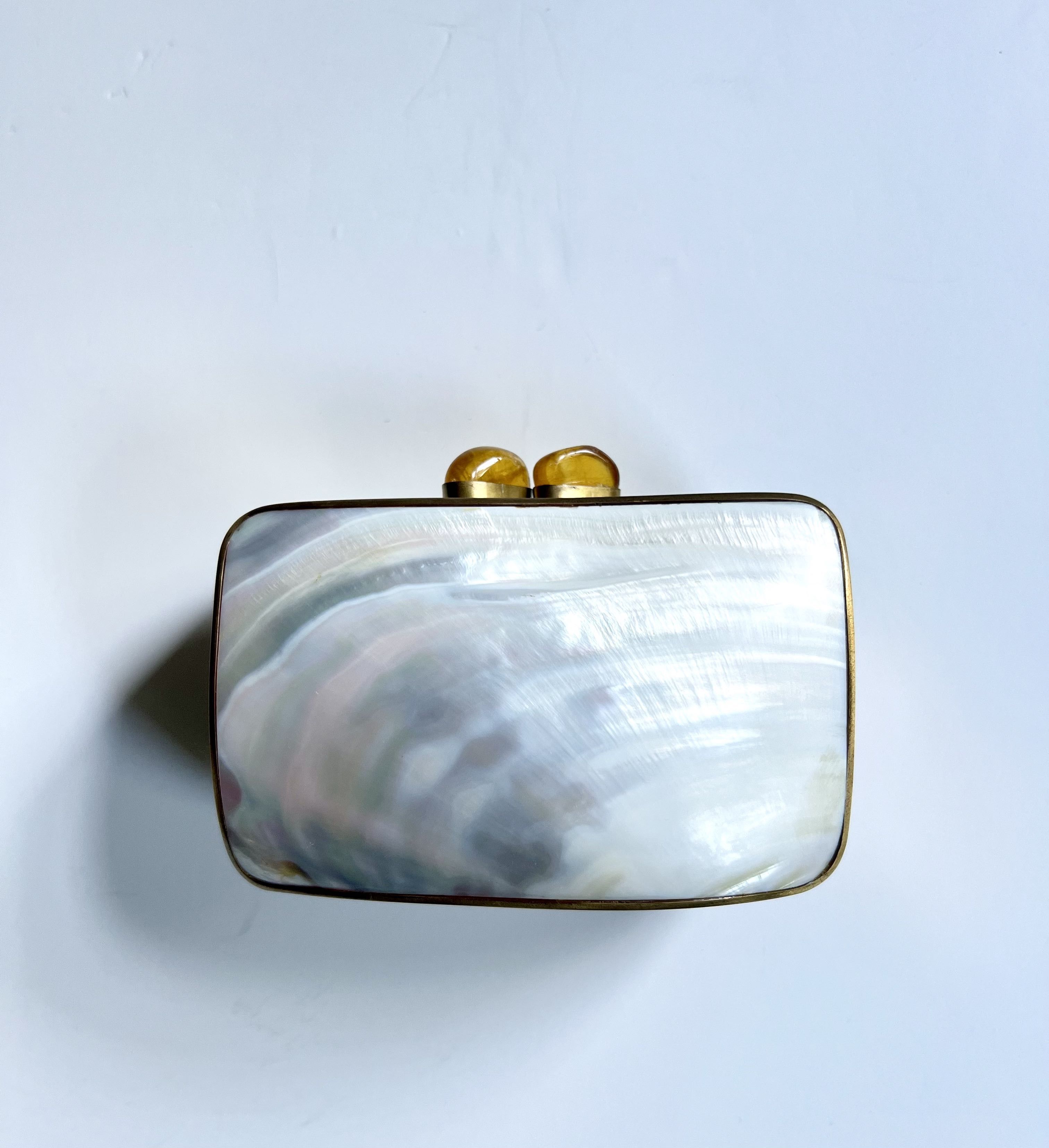 Vintage Vintage Celestina Mother of Pearl Clutch Size ONE SIZE - 5 Thumbnail