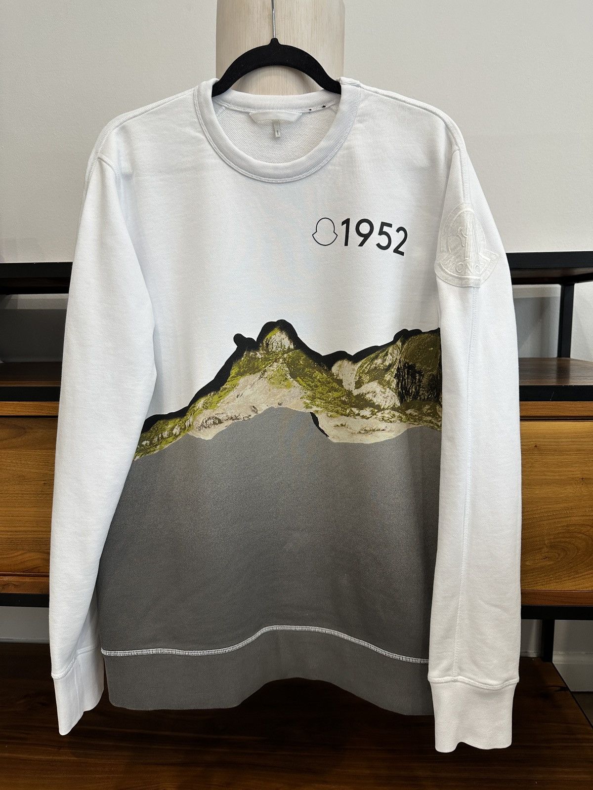 Moncler 🏔 MONCLER GENIUS 1952 Graphic Sweatshirt – Size L Size US L / EU 52-54 / 3 - 15 Thumbnail