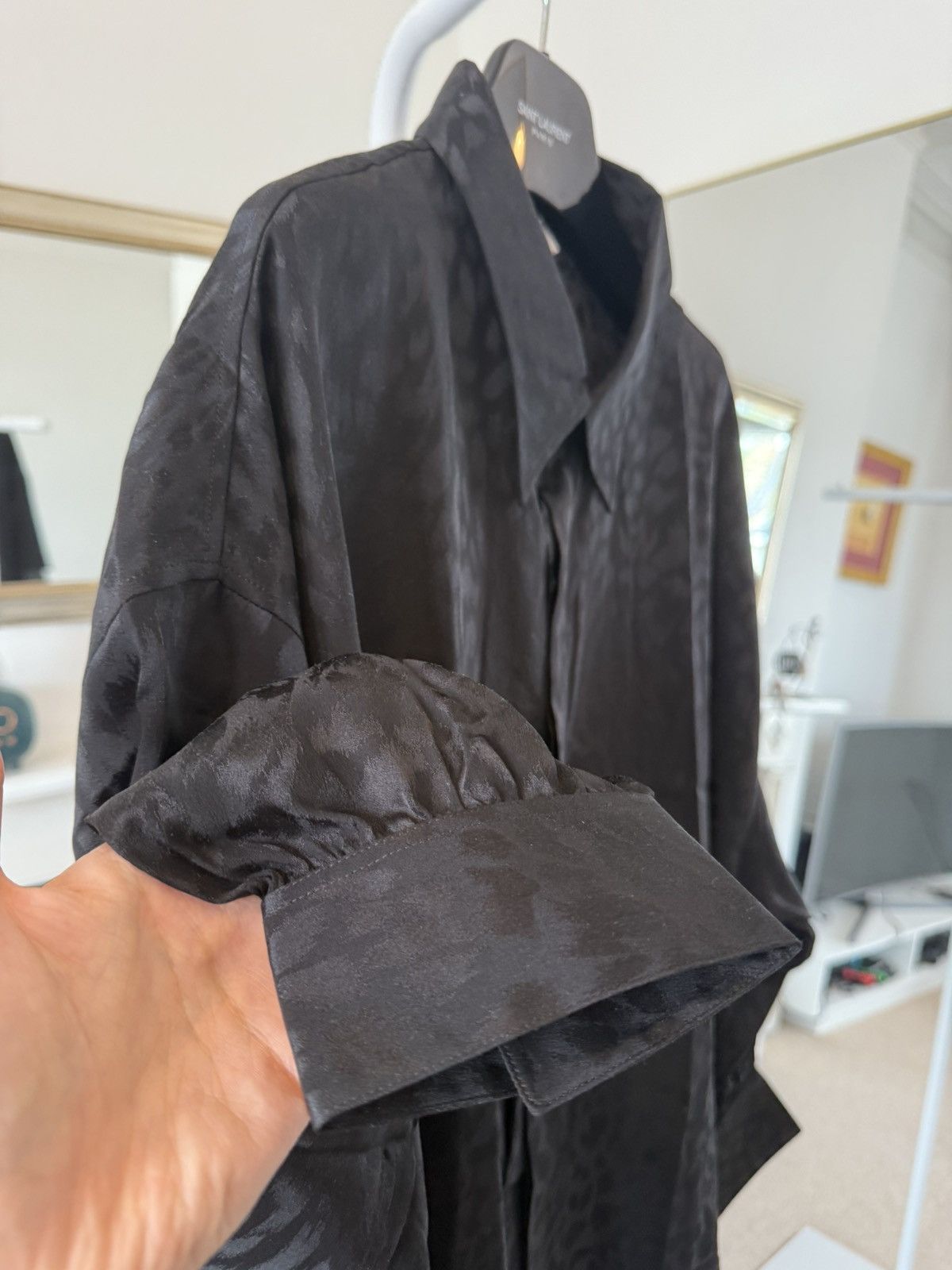 Saint Laurent Paris SS23 Saint Laurent Shirt in Matte and Shiny Silk Size US XL / EU 56 / 4 - 4 Thumbnail