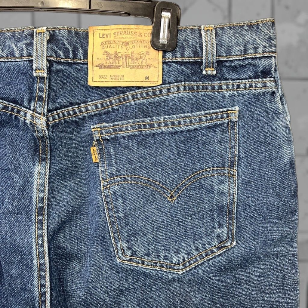 Levi's VINTAGE Levi's Tapered Fit Blue Jeans Womens Size 20 Regular 40x30 USA Size 42" / US 20 - 1 Thumbnail