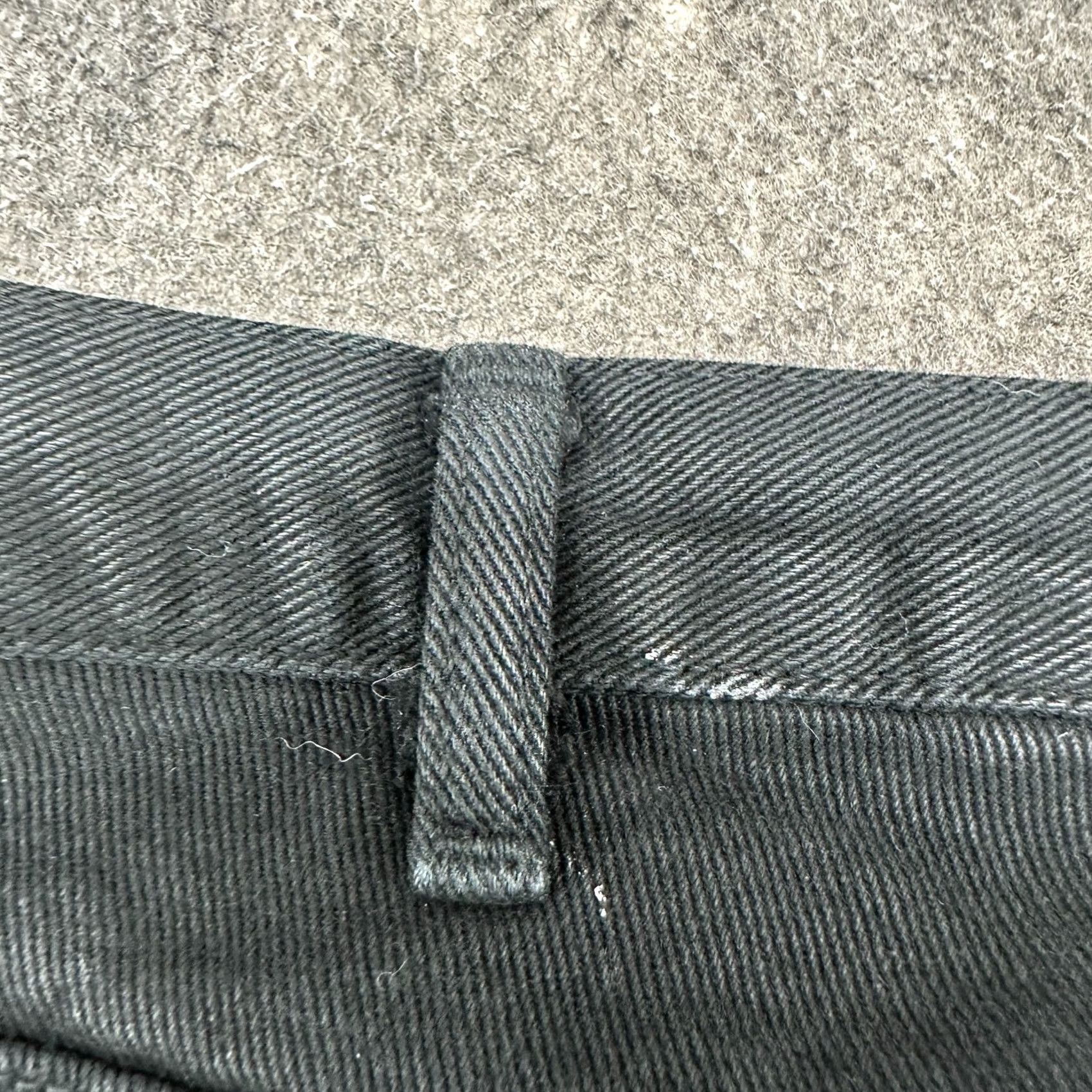 Calvin Klein VINTAGE Calvin Klein Jeans Mens 36x32 Black Relaxed Straight Dark Wash Distressed 5-Pocket Denim Jeans Baggy Y2K Mens Size US 36 / EU 52 - 3 Thumbnail