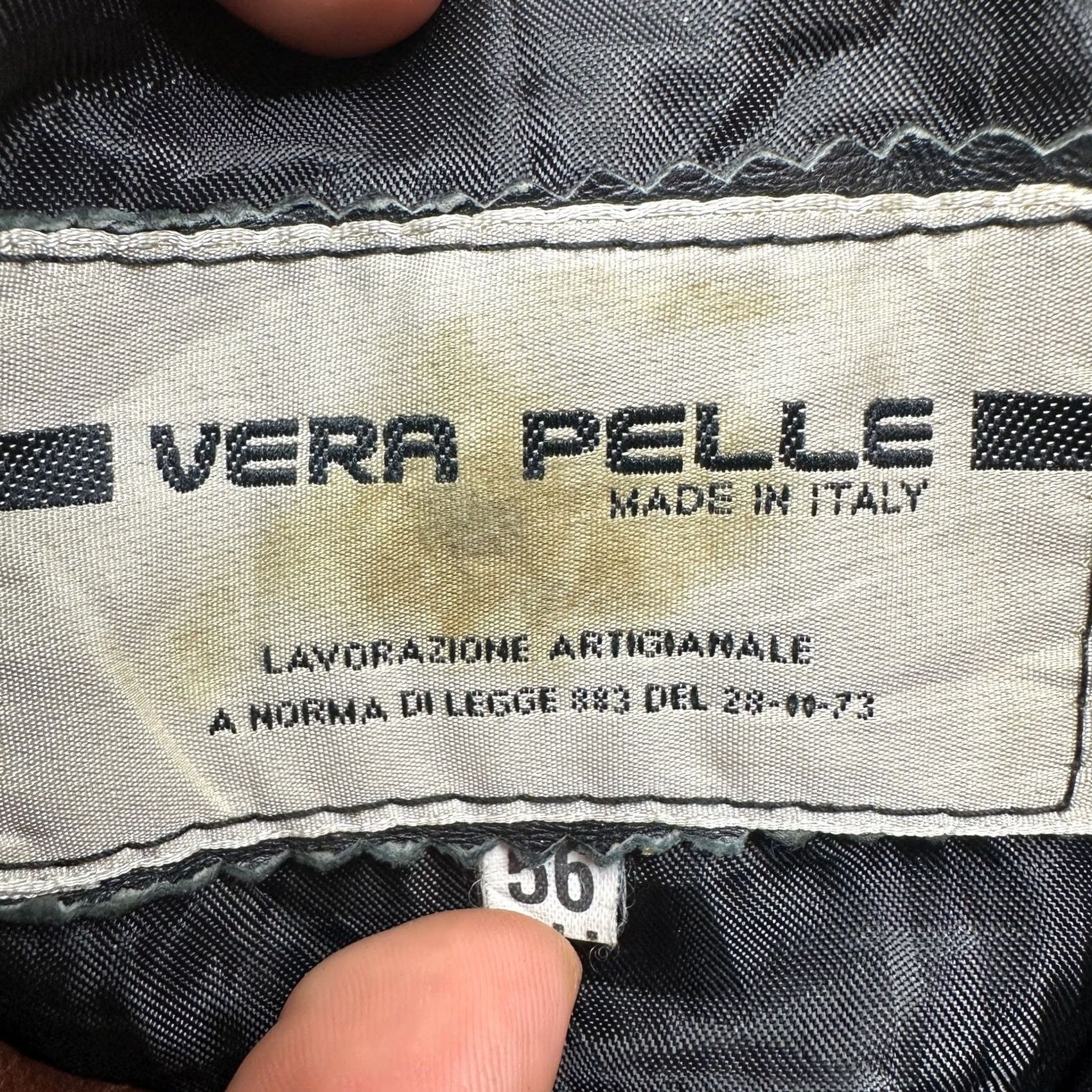 Vera Pelle VINTAGE Vera Pelle Leather Bomber Jacket Mens XL Black Full Zip Button Italy Bomber Jacket Mens XL Black Leather Vera Pelle BW-21 Size US XL / EU 56 / 4 - 3 Thumbnail