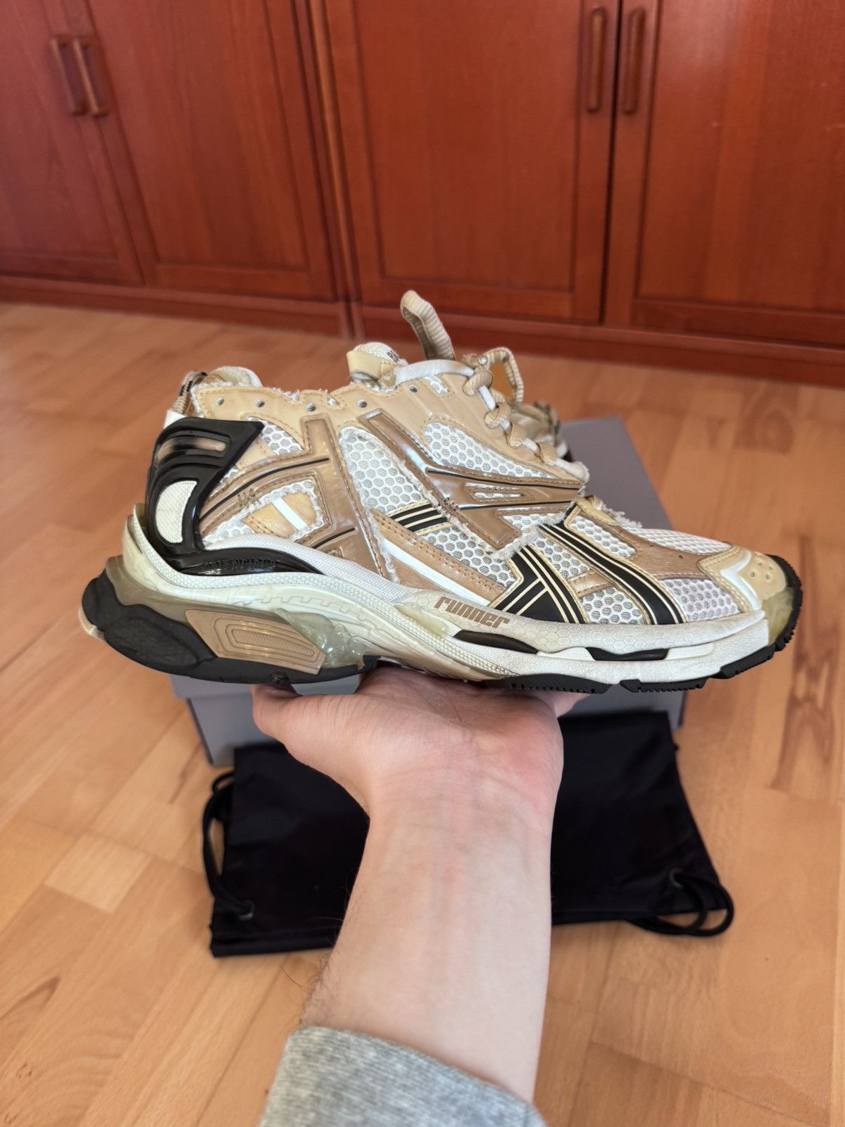 Balenciaga Balenciaga Runner Beige Size US 8 / EU 41 - 3 Thumbnail