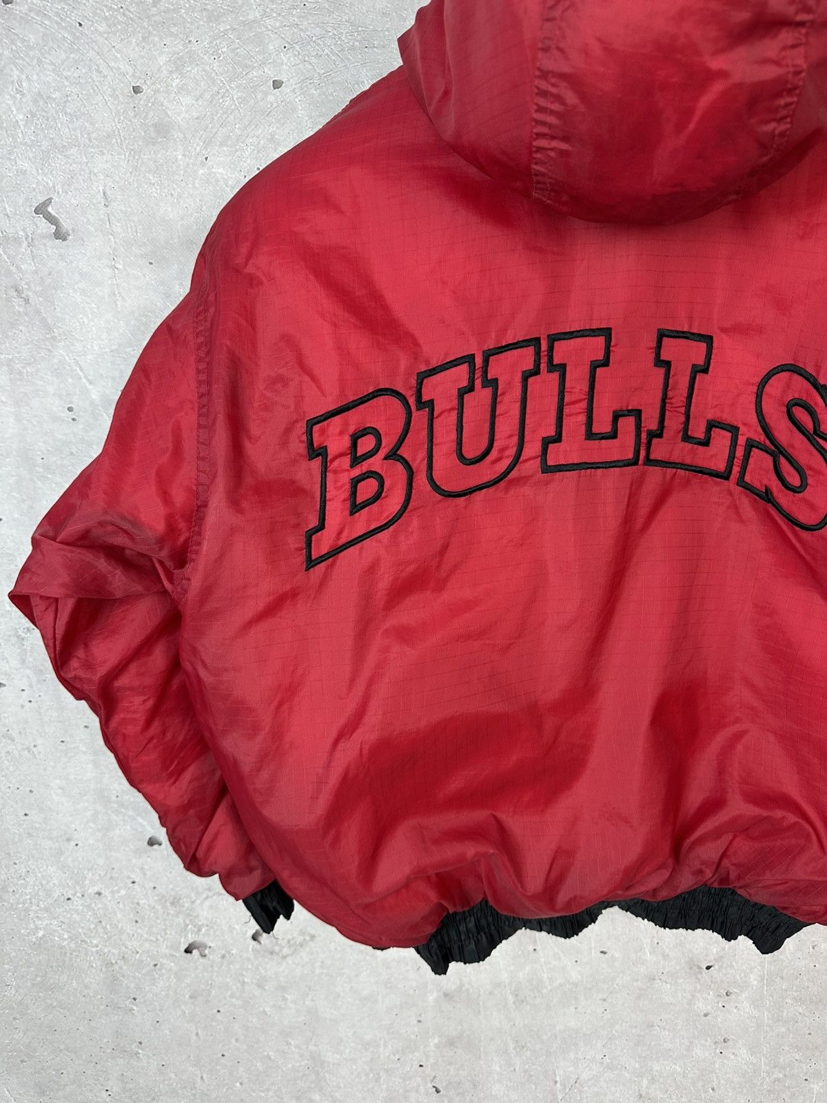 NBA Vintage Chicago Bulls NBA Pro Player Big Logo Puffer Jacket Size US S / EU 44-46 / 1 - 24 Thumbnail