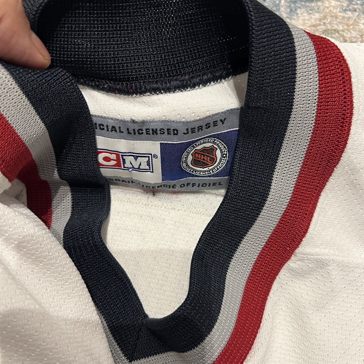 Ccm Vintage Vancouver Canucks hockey jersey Trevor linden Size US XL / EU 56 / 4 - 4 Thumbnail