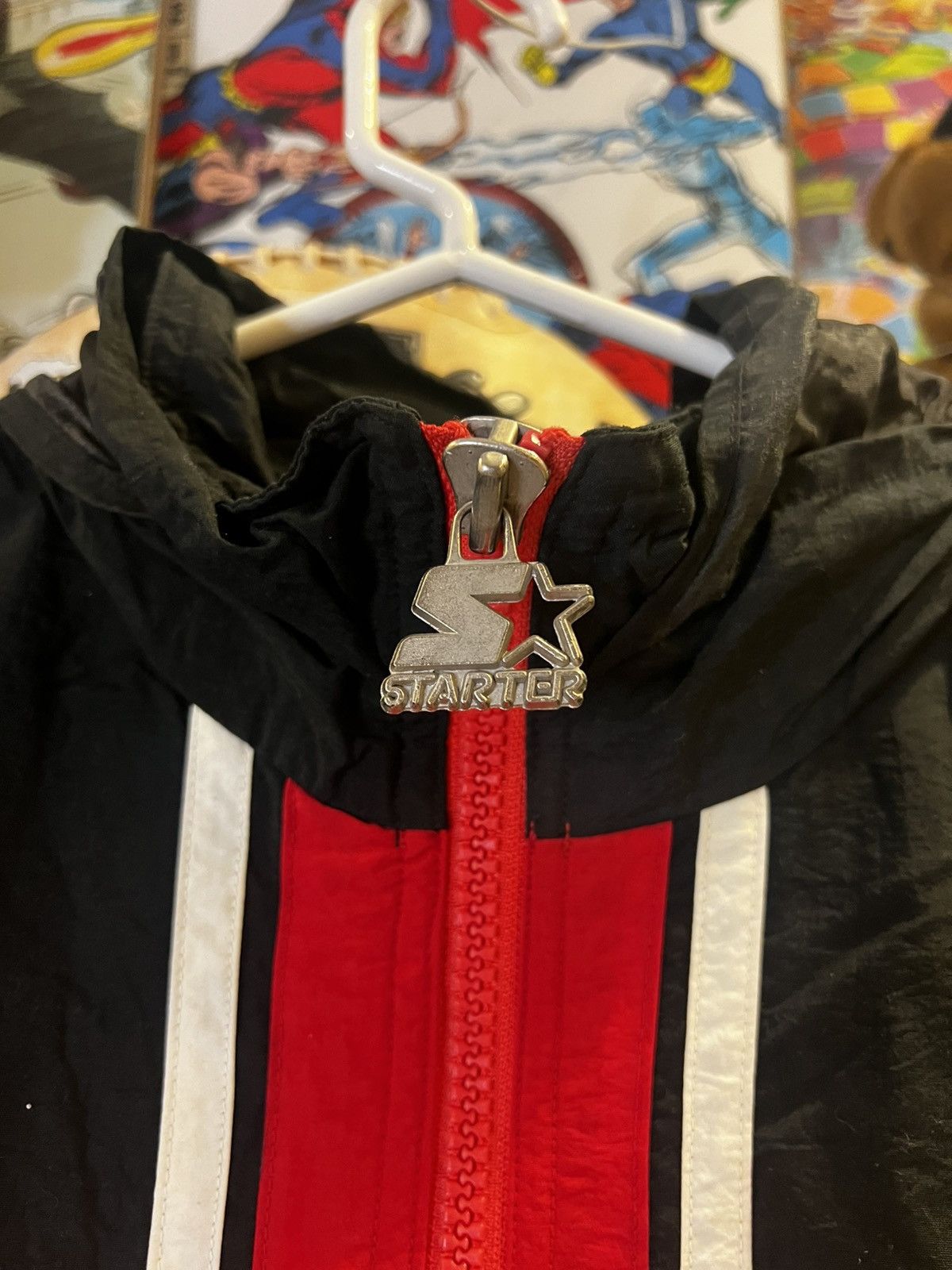 NBA × Starter × Vintage Vintage 1990's Starter Chicago Bulls NBA Hooded Windbreaker Size US L / EU 52-54 / 3 - 2 Thumbnail
