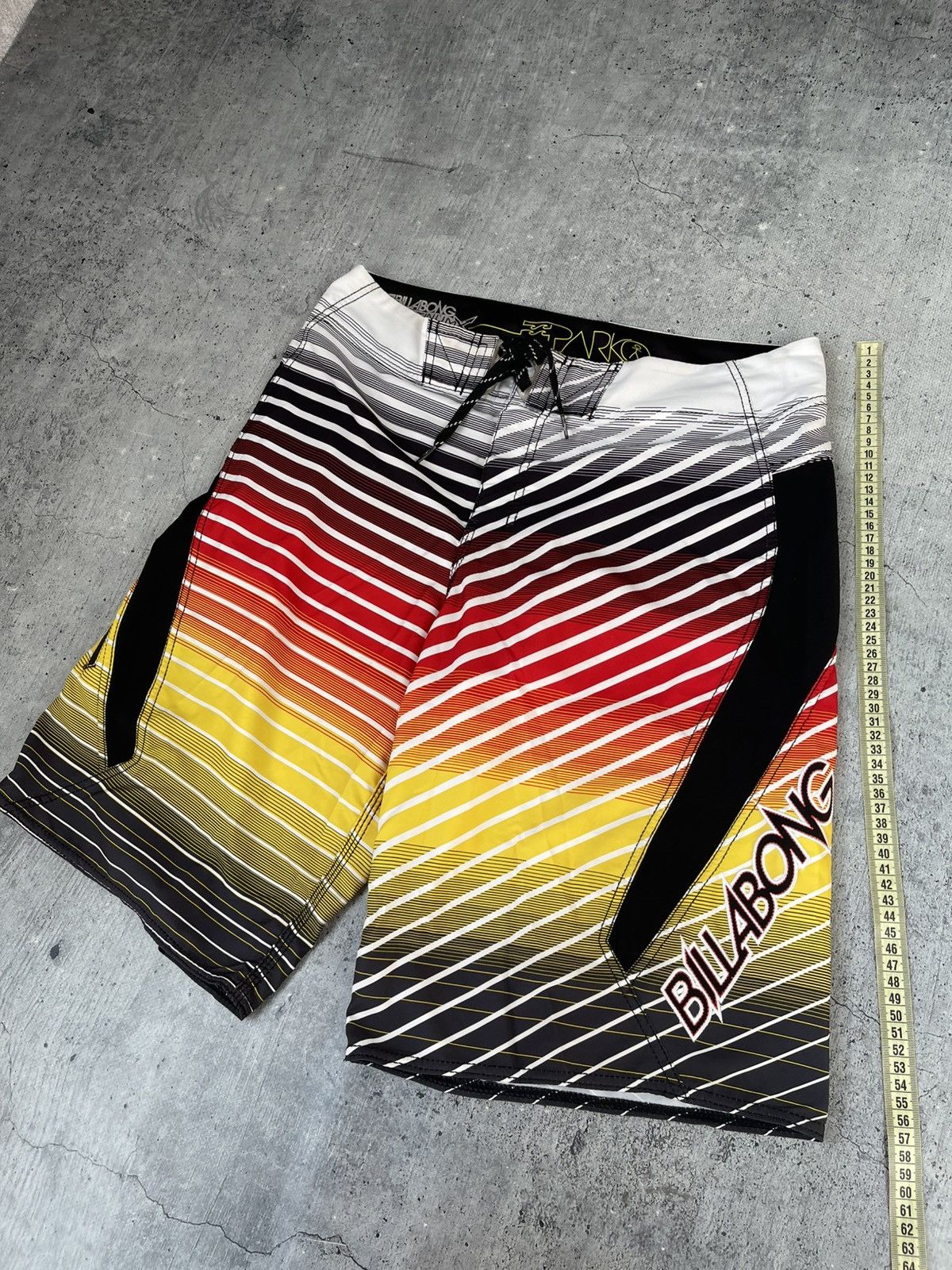 Billabong Vintage Billabong Board Shorts Signature Andy Irons Size US 33 - 4 Thumbnail