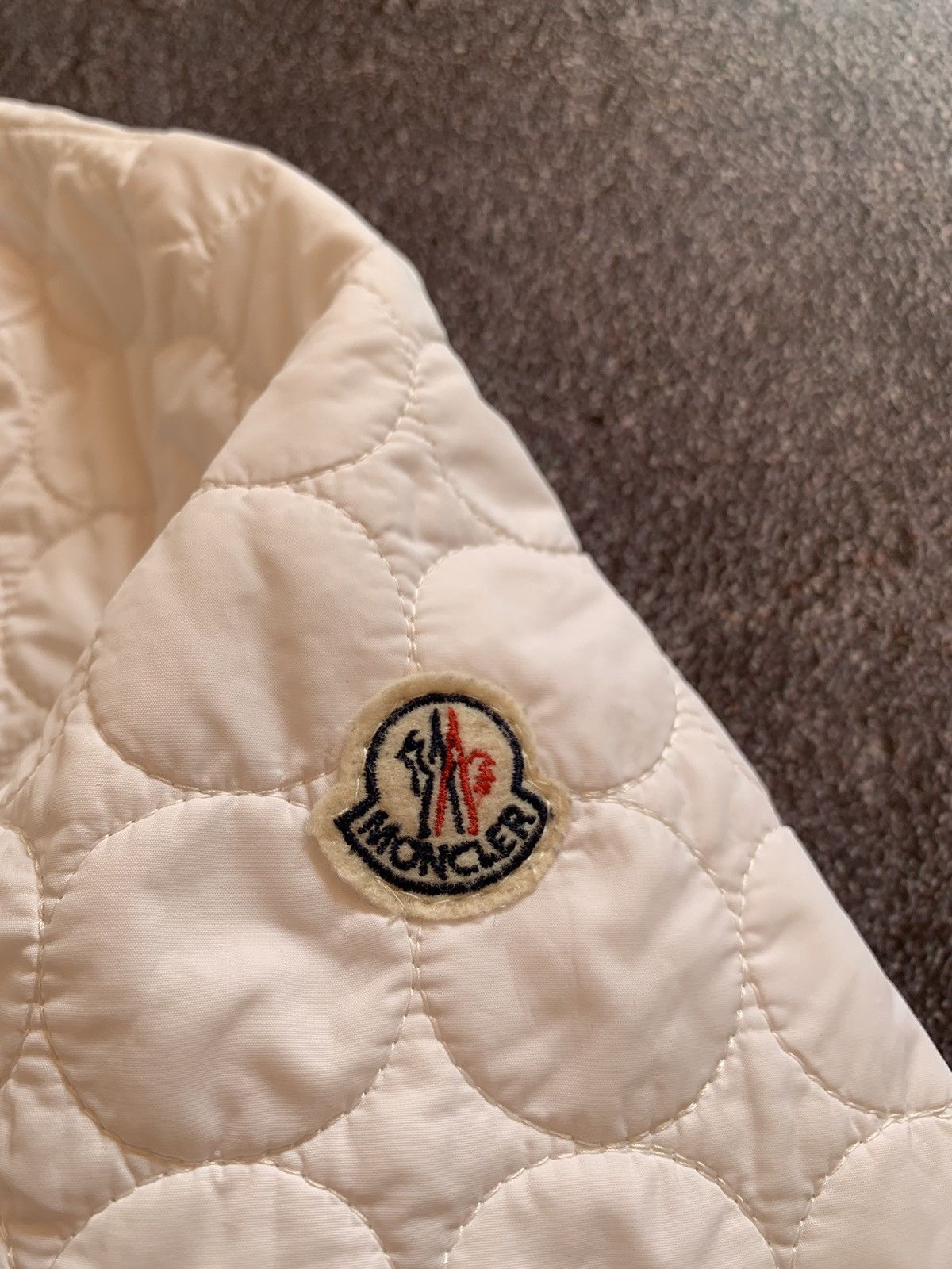 Moncler Moncler Quilted Women’s White Jacket S size Size S / US 4 / IT 40 - 6 Thumbnail