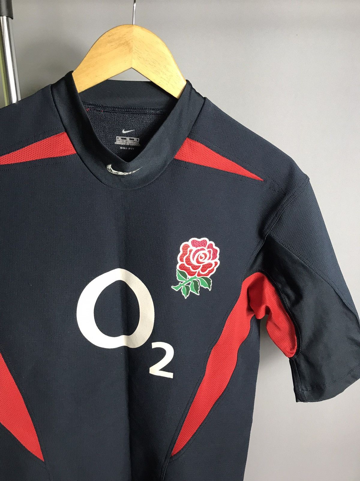 Vintage England Rugby Union 2003 2004 player blue away Nike Shirt Size US XL / EU 56 / 4 - 4 Thumbnail