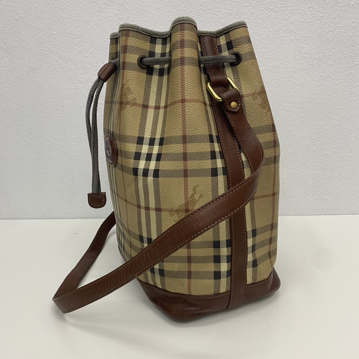 Burberry ‼️LASTDROP‼️BURBERRY NOVA CHECK BUCKET DRAWSTRING SHOULDER BAG Size ONE SIZE - 4 Thumbnail