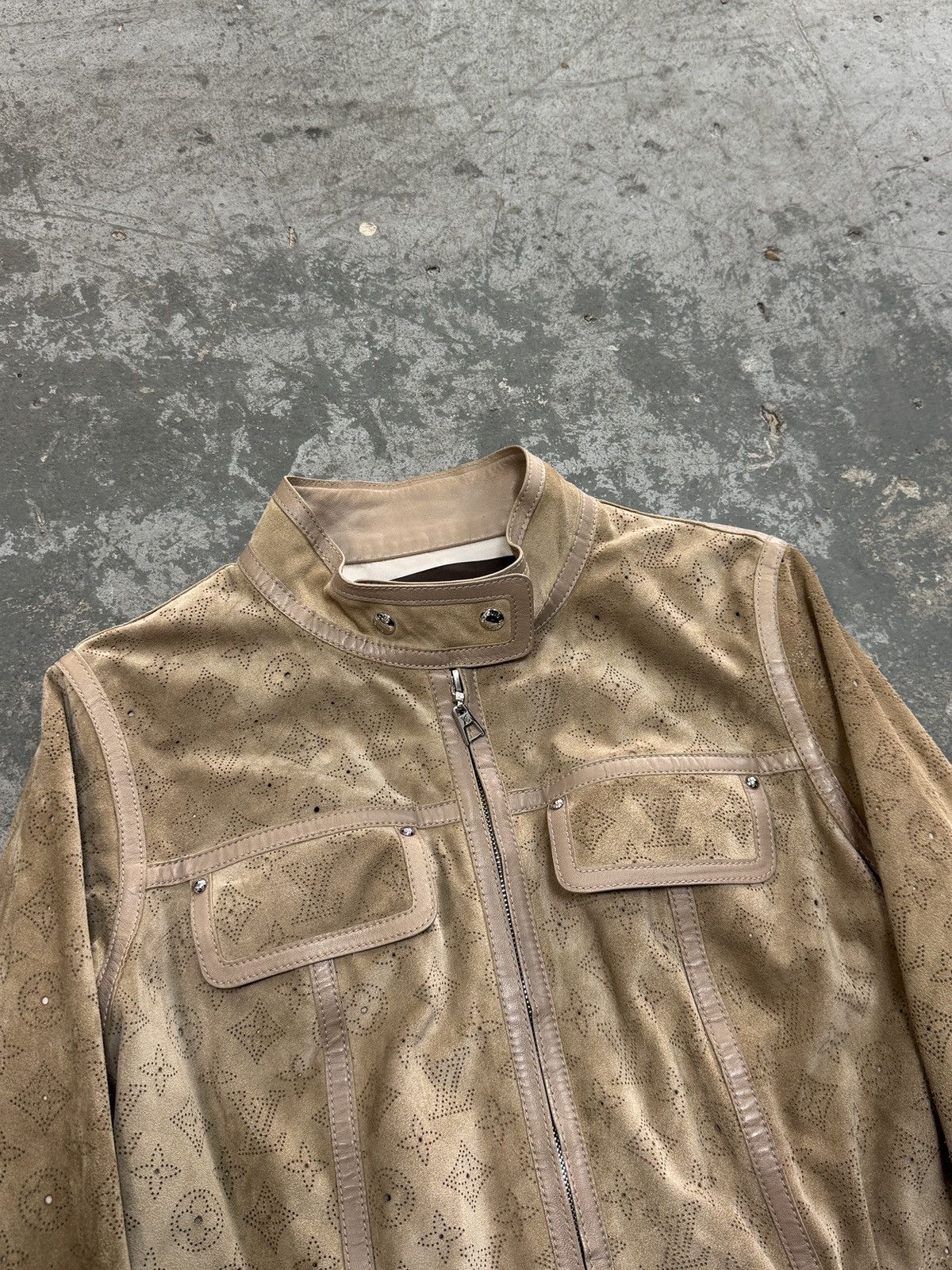 Louis Vuitton Louis Vuitton Biker Suede Leather Jacket Size M / US 6-8 / IT 42-44 - 2 Thumbnail