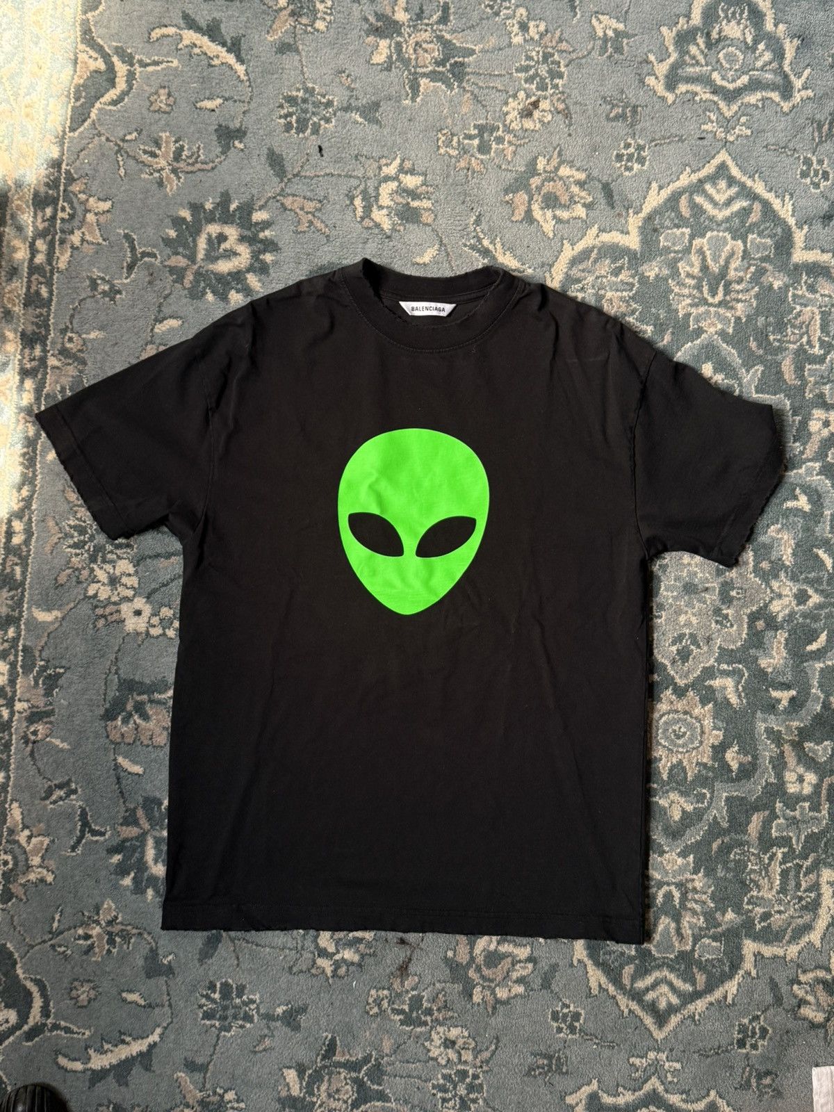 Balenciaga BALENCIAGA Alien Graphic Tee 2020 Size US S / EU 44-46 / 1 - 1 Thumbnail
