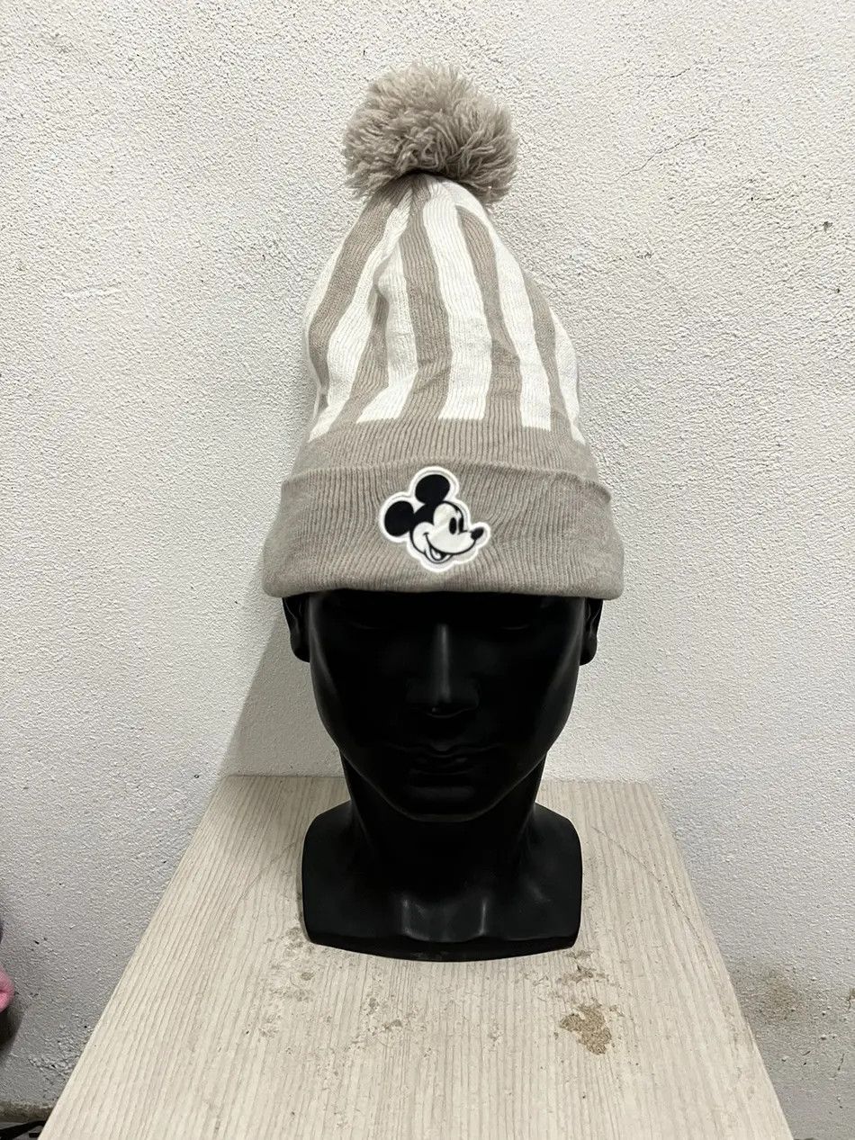 Mickey Mouse Vintage Mickey Mouse Disney Cartoon Beanie Hats Size ONE SIZE - 2 Thumbnail