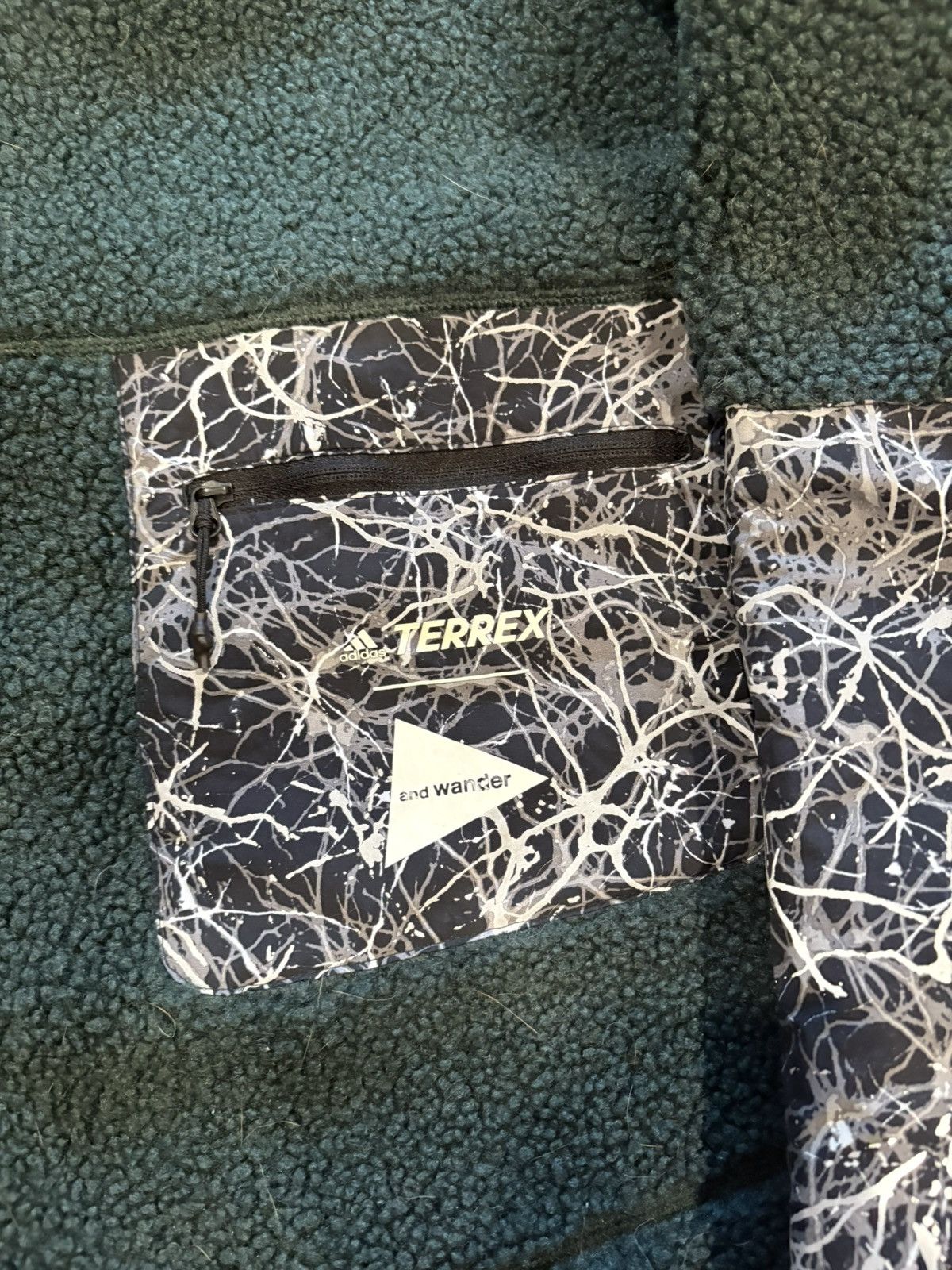 Adidas × And Wander And Wander x Adidas 3M Sherpa Size US XL / EU 56 / 4 - 2 Thumbnail