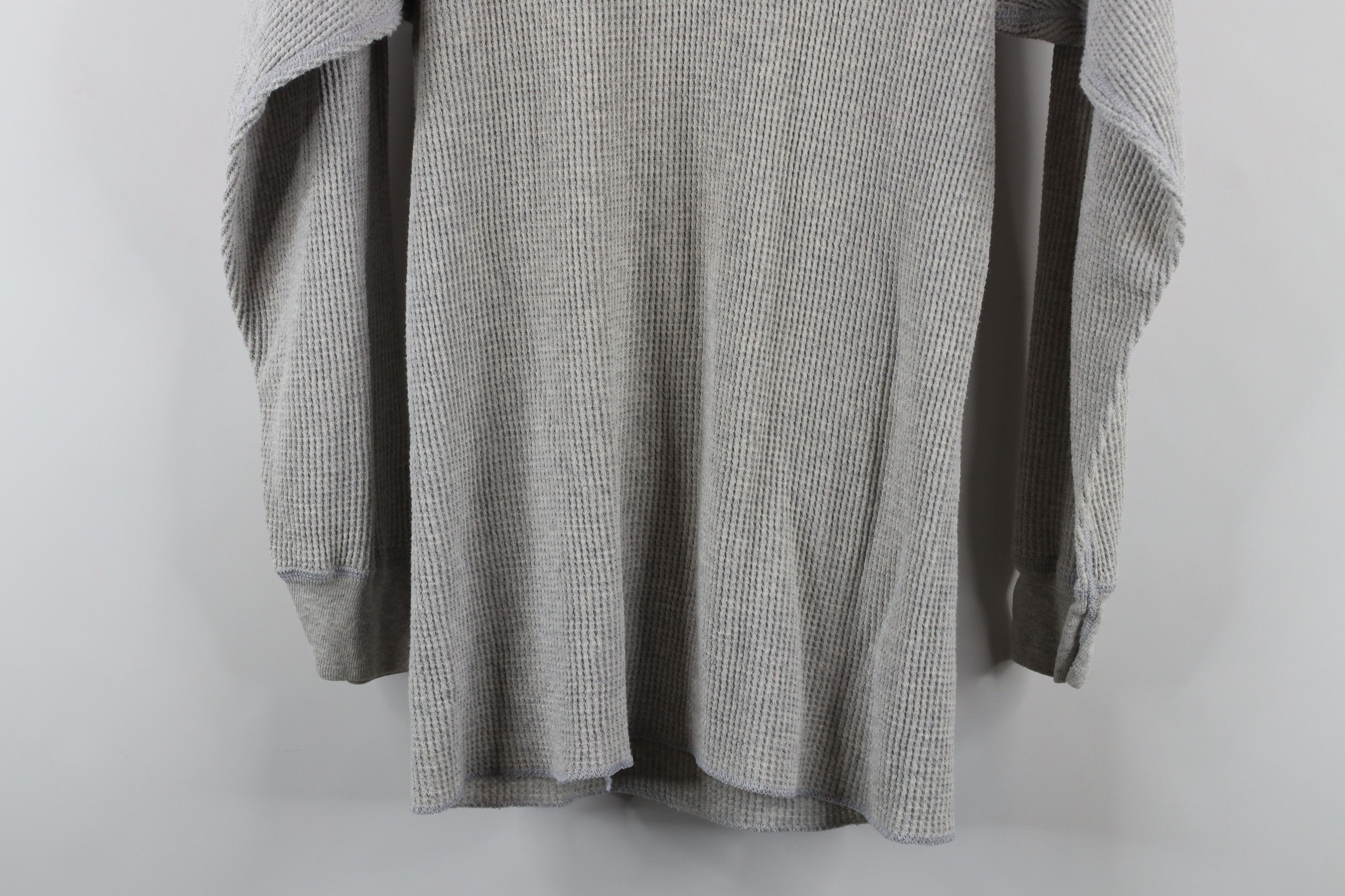 Hanes Vintage 90s Hanes Waffle Knit Henley T-Shirt Heather Gray Size US L / EU 52-54 / 3 - 8 Thumbnail
