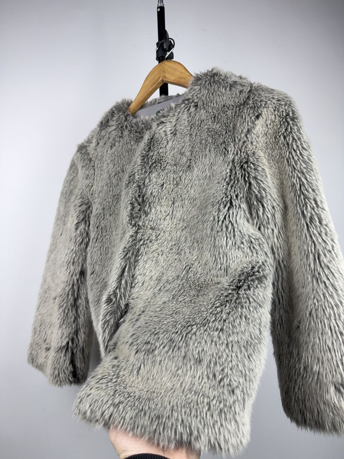 Benetton Y2K Avant Garde Benetton Grey Faux Fur Luxury Jacket Size S / US 4 / IT 40 - 9 Thumbnail