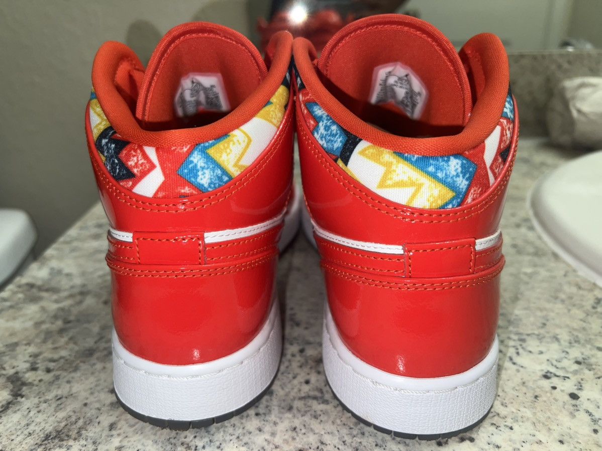 Jordan Brand Air Jordan 1 Mid 'Barcelona Sweater' (7y) Size US 7 / IT 37 - 3 Thumbnail