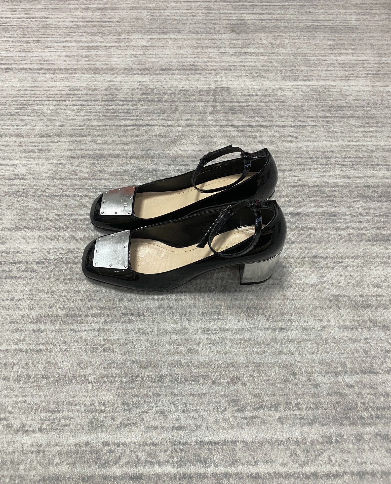 Christian Dior Monsieur Christian Dior Silver Mirror Block Heel Mary Jane Heels Size US 6.5 / IT 36.5 - 3 Thumbnail