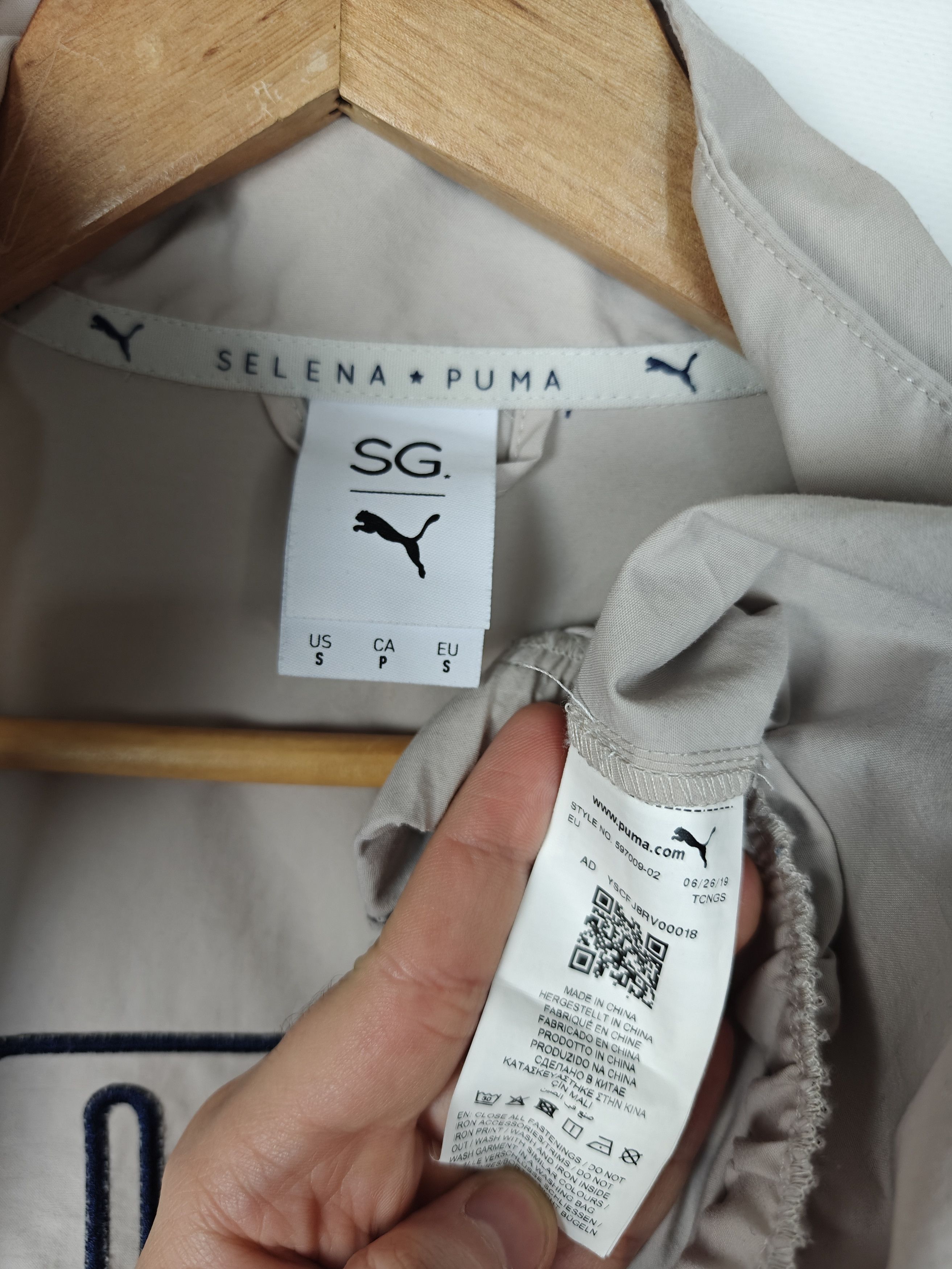 Puma SG x PUMA Women's Track Jacket size S Size S / US 4 / IT 40 - 10 Thumbnail