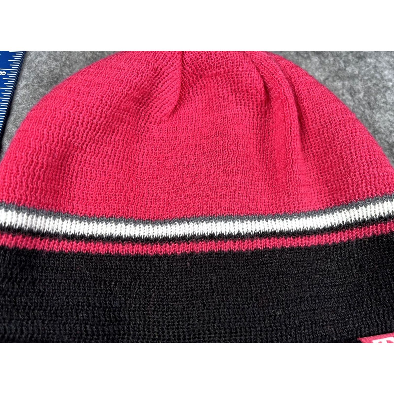 Vintage T-Mobile Beanie Mens One Size Striped Reversible Knit Black Magenta Winter Casual Hat Size ONE SIZE - 3 Thumbnail