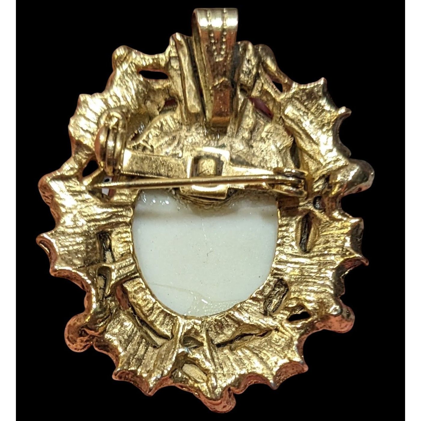 Other Vintage Gilded Hand Painted Victorian E Porcelain Brooch/Pen Size ONE SIZE - 2 Thumbnail