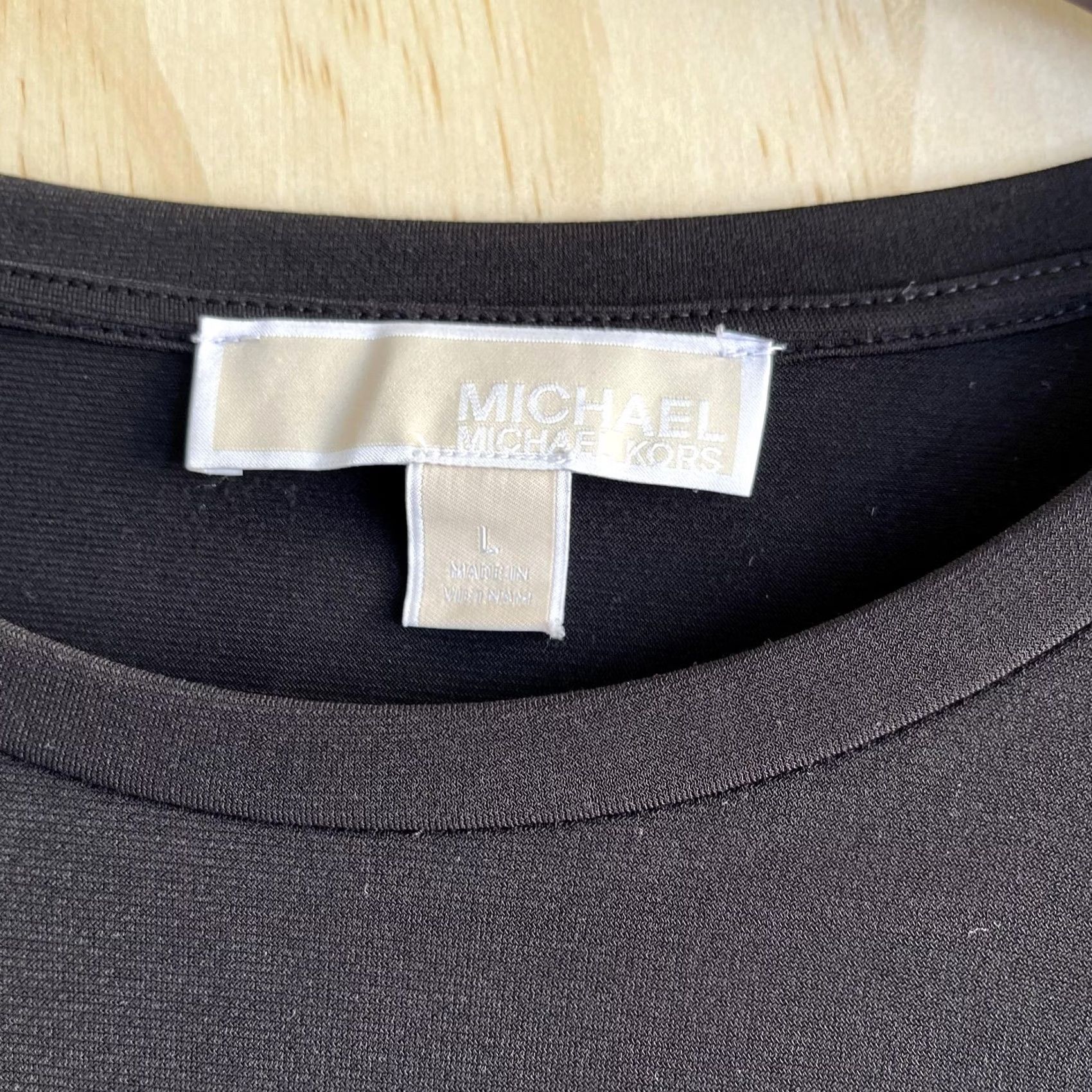 Michael Kors Michael Kors Blouse Womens Large Black Slit Long Sleeve Button Stretch Top Size L / US 10 / IT 46 - 2 Thumbnail