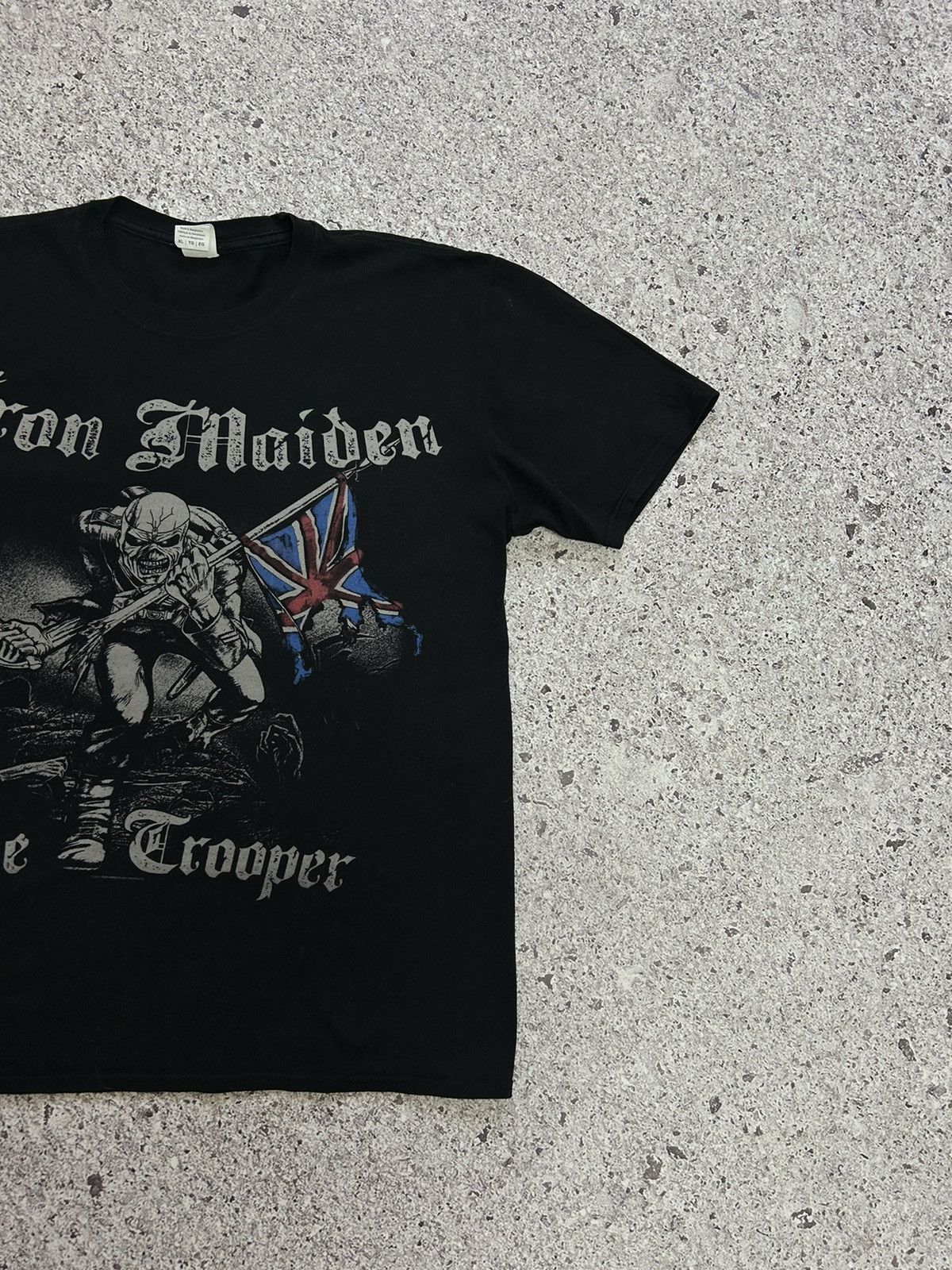 Band Tees × Iron Maiden Vintage 2011 Iron Maiden The Trooper England Tour T-Shirt Size US XL / EU 56 / 4 - 5 Thumbnail