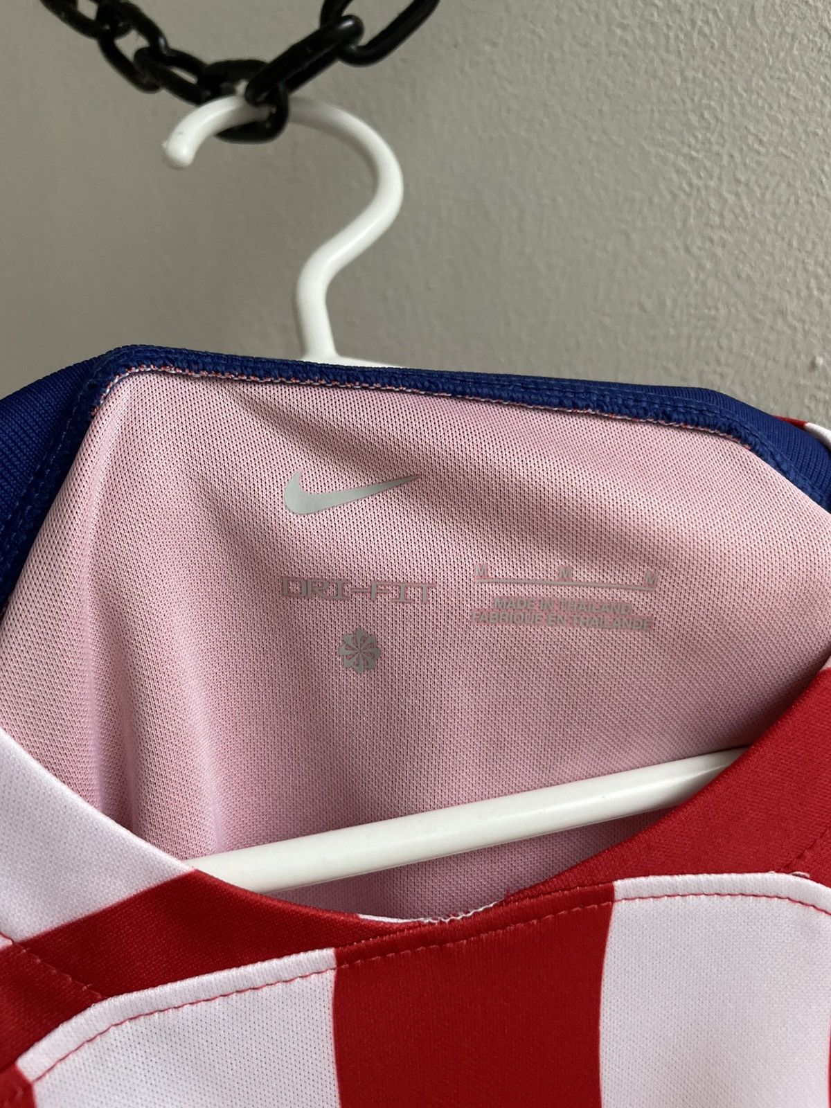 Nike Atletico Madrid 2023 2024 Home Shirt Football Soccer Jersey Size US M / EU 48-50 / 2 - 8 Thumbnail