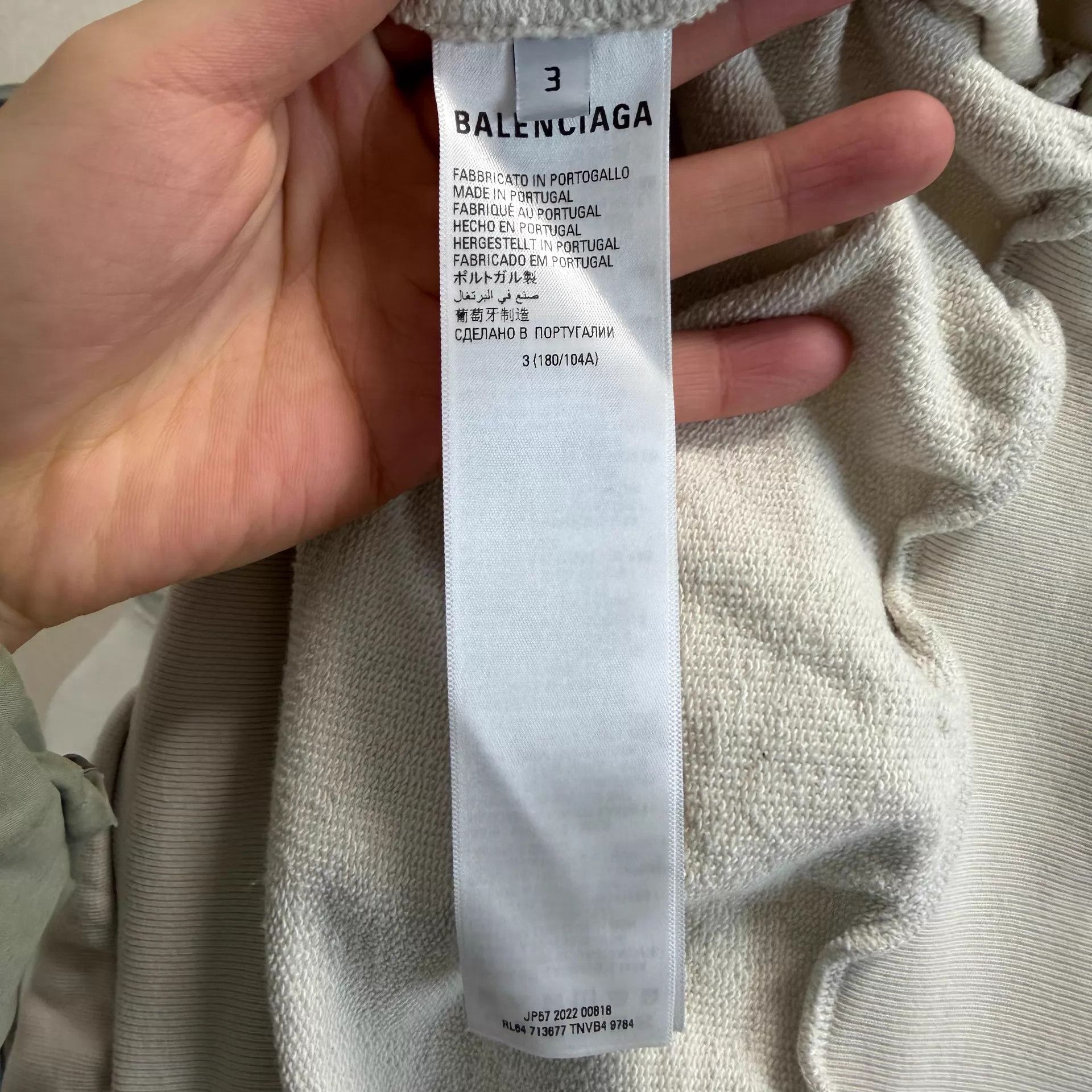 Balenciaga Balenciaga FW22 Apple Logo Oversized White Sweatshirt 3 Size US L / EU 52-54 / 3 - 8 Thumbnail