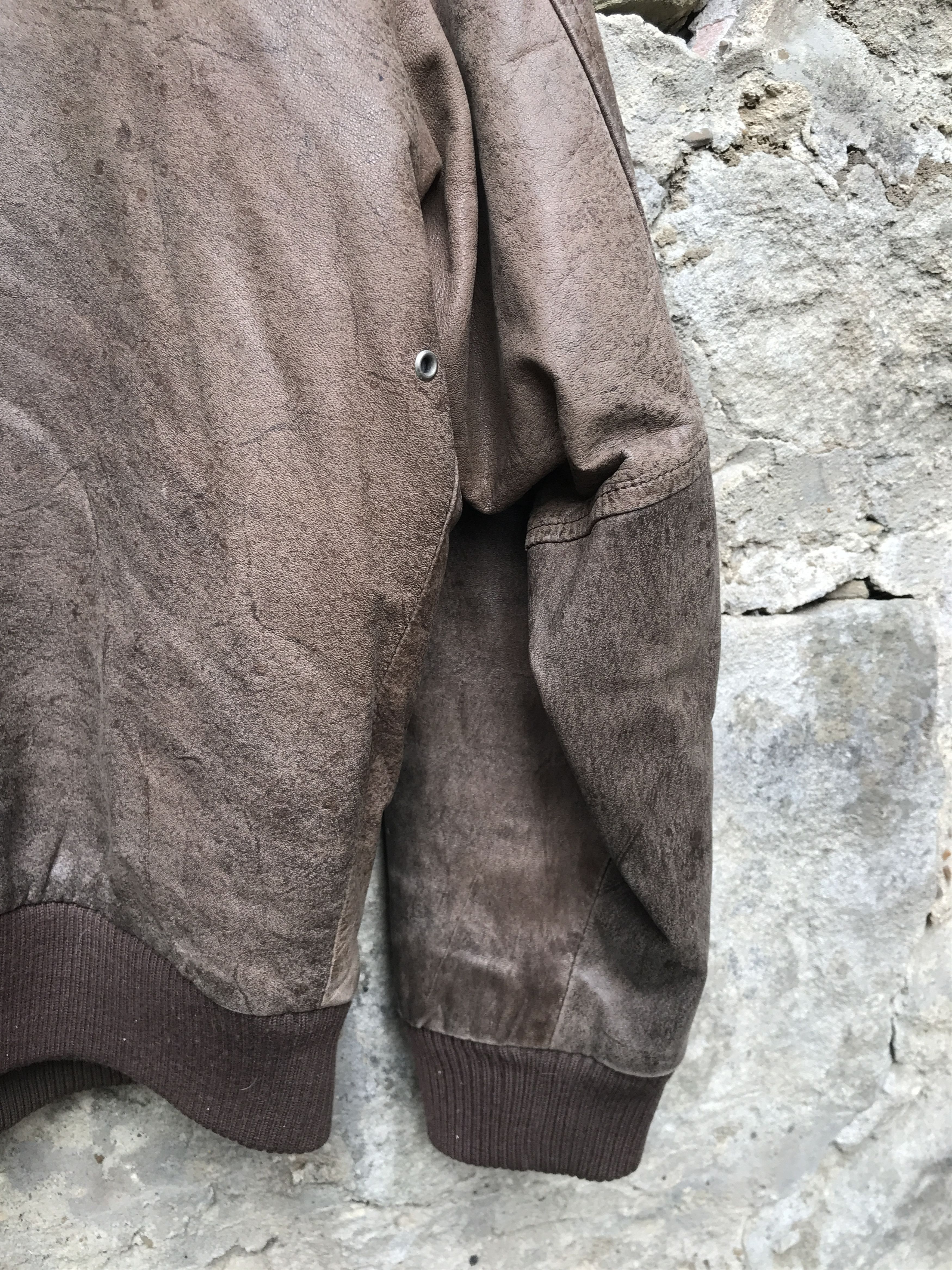 Vintage Vintage 90s Oversized Brown Distressed Leather Jacket Size US XXL / EU 58 / 5 - 12 Thumbnail