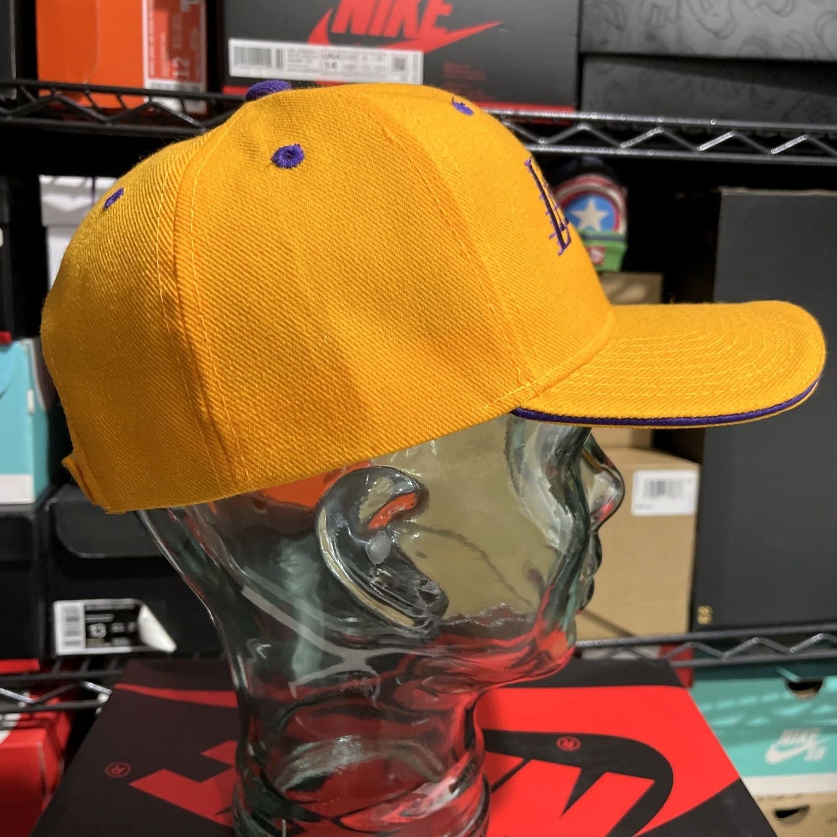 NBA VINTAGE Lakers Hat Los Angeles NBA Adjustable Yellow Size ONE SIZE - 4 Thumbnail